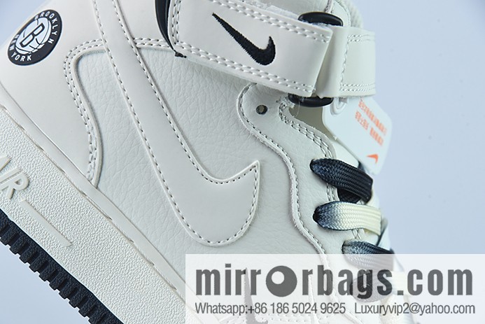 Air Force 1 '07 Mid series marked white and black small hook, Air Force One Zhongbang NT2969-013