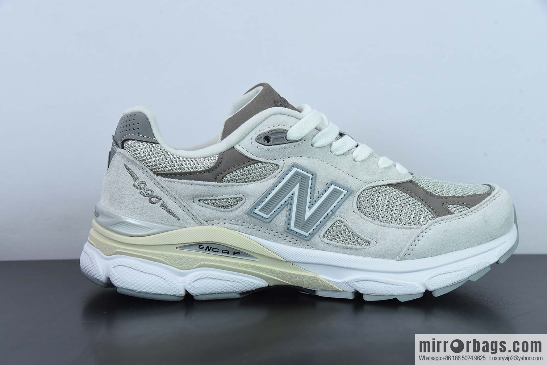 New Balance M990AL3 Item Number: M990SC3 New Balance NB990V3 White