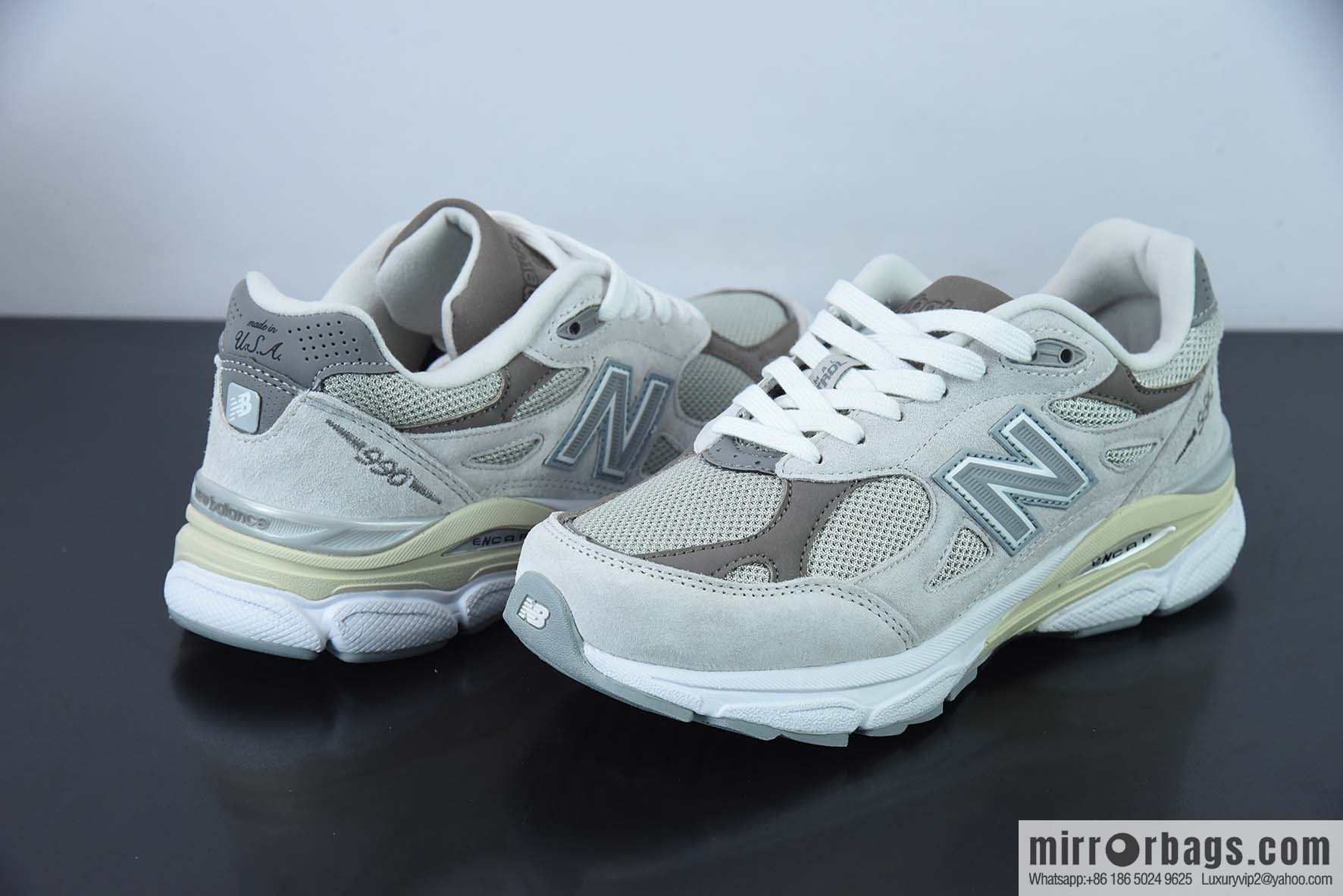 New Balance M990AL3 Item Number: M990SC3 New Balance NB990V3 White