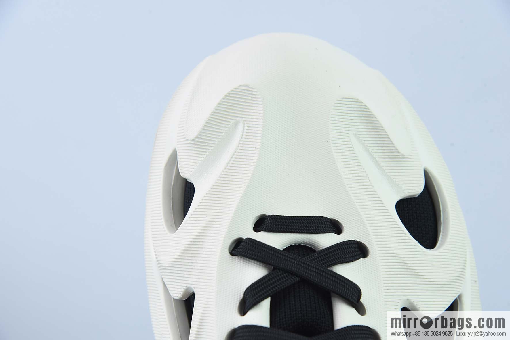 Adidas AdiFOM Q hollow white and black, Adi's new series of autumn and winter hole shoes HP6582818