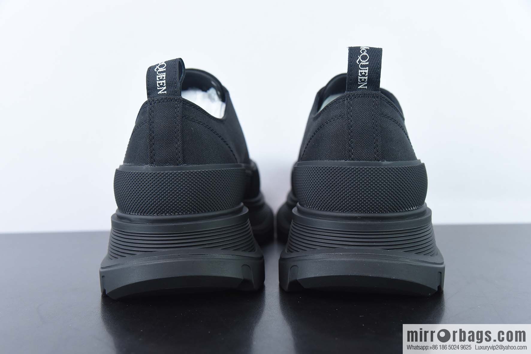 Alexander McQueen/Alexander McQueen muffin shoes platform heightening canvas shoes