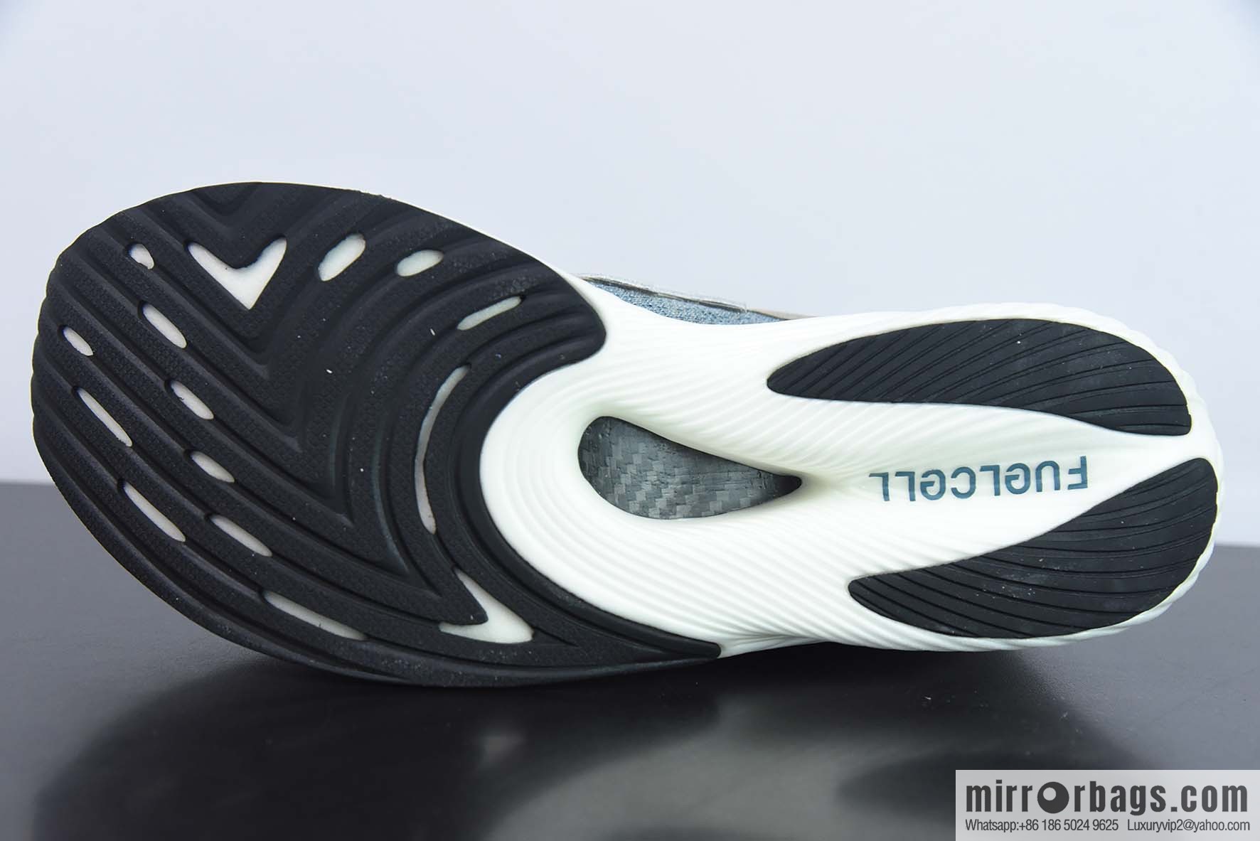 New Balance RC Elite V2 SI Joint Carbon Board Vintage Casual Running Shoes Item Number: MSRCELTO