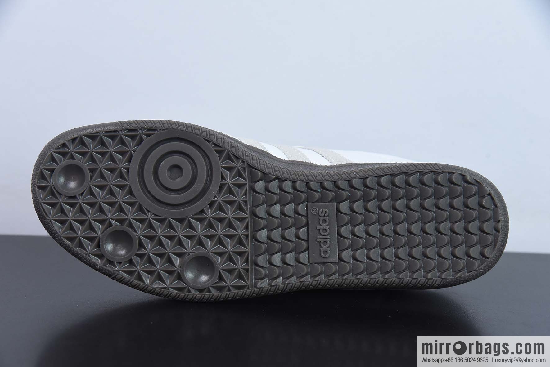 Adidas x Kith joint Samba samba anniversary series Adidas item number: FX5398