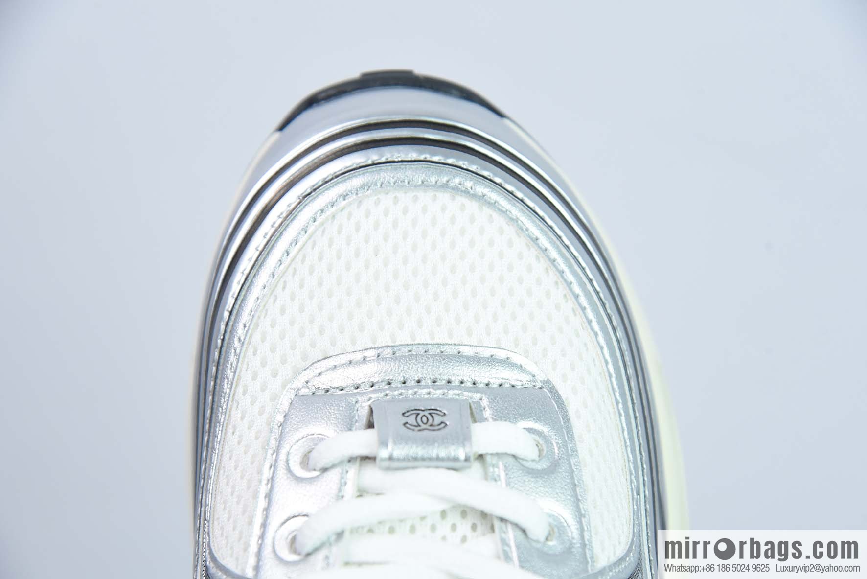 Chanel Chanel 23SS early spring vacation series, small incense, metal, casual sneakers
