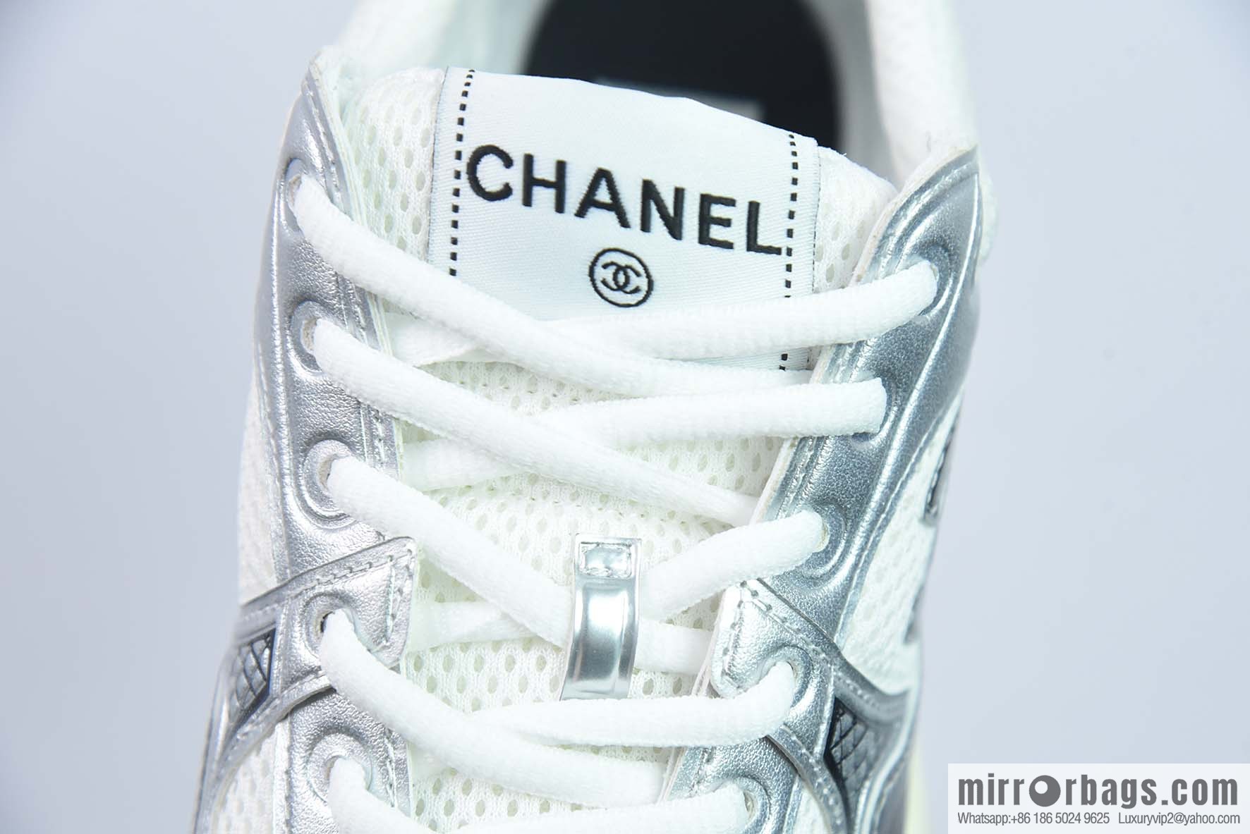 Chanel Chanel 23SS early spring vacation series, small incense, metal, casual sneakers