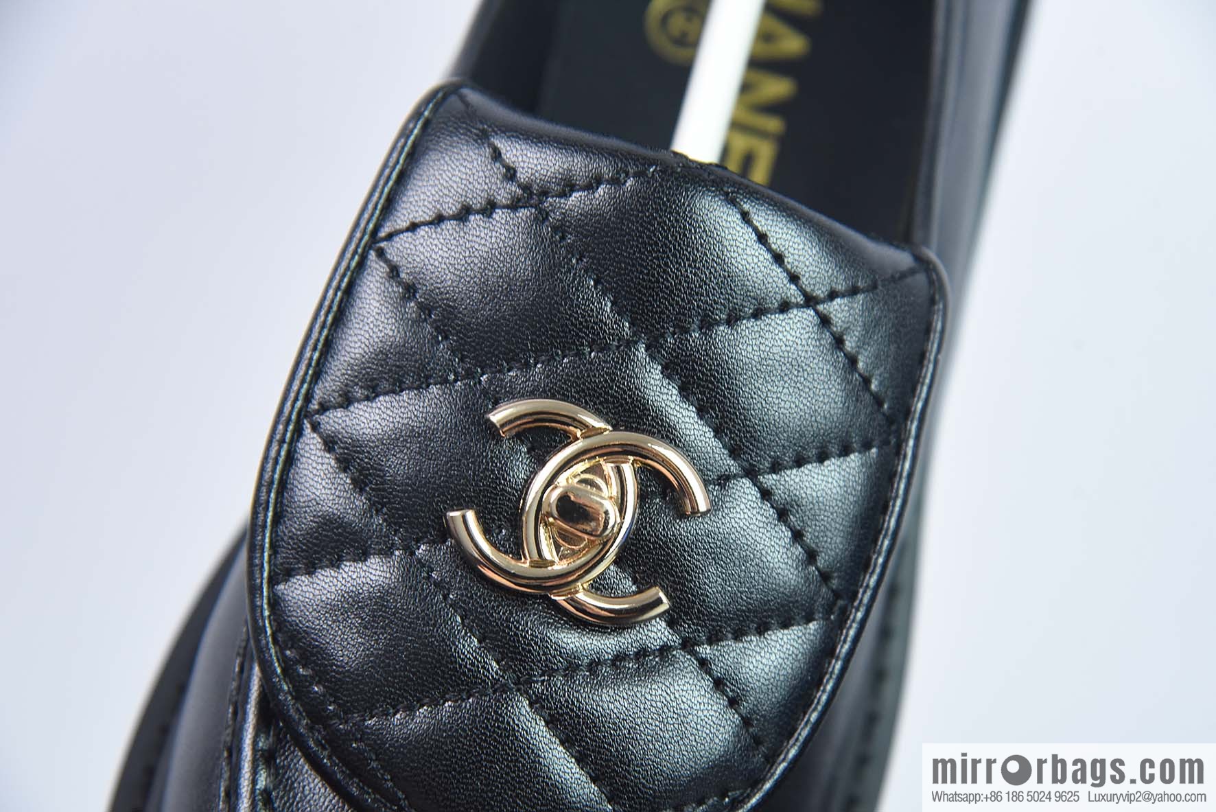 Chanel Chanel [Xiaoxiangfeng] new buckle loafers