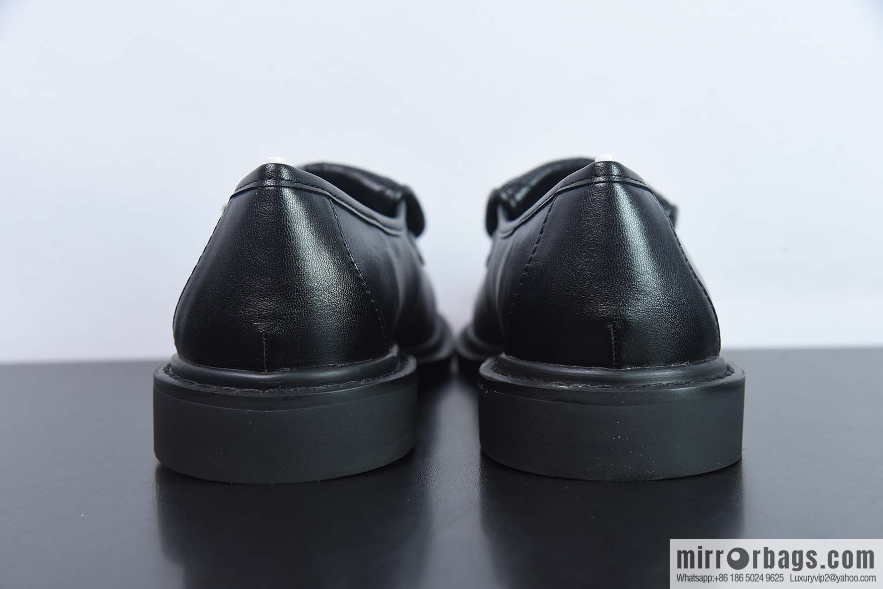 Chanel Chanel [Xiaoxiangfeng] new buckle loafers