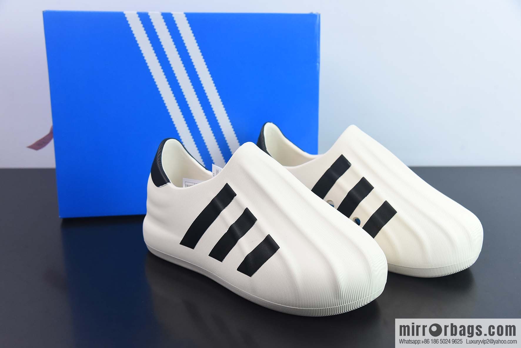 Adifom Superstar Universe Concept Trend Classic Sports Casual Shoes Official Item Number: HQ8754
