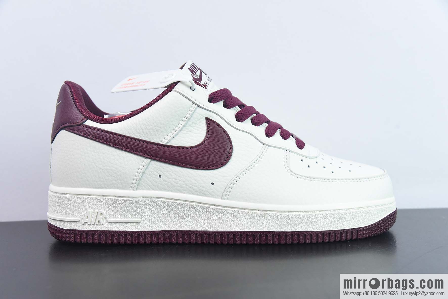 Nk Air Force 1 '07 Low burgundy white color scheme