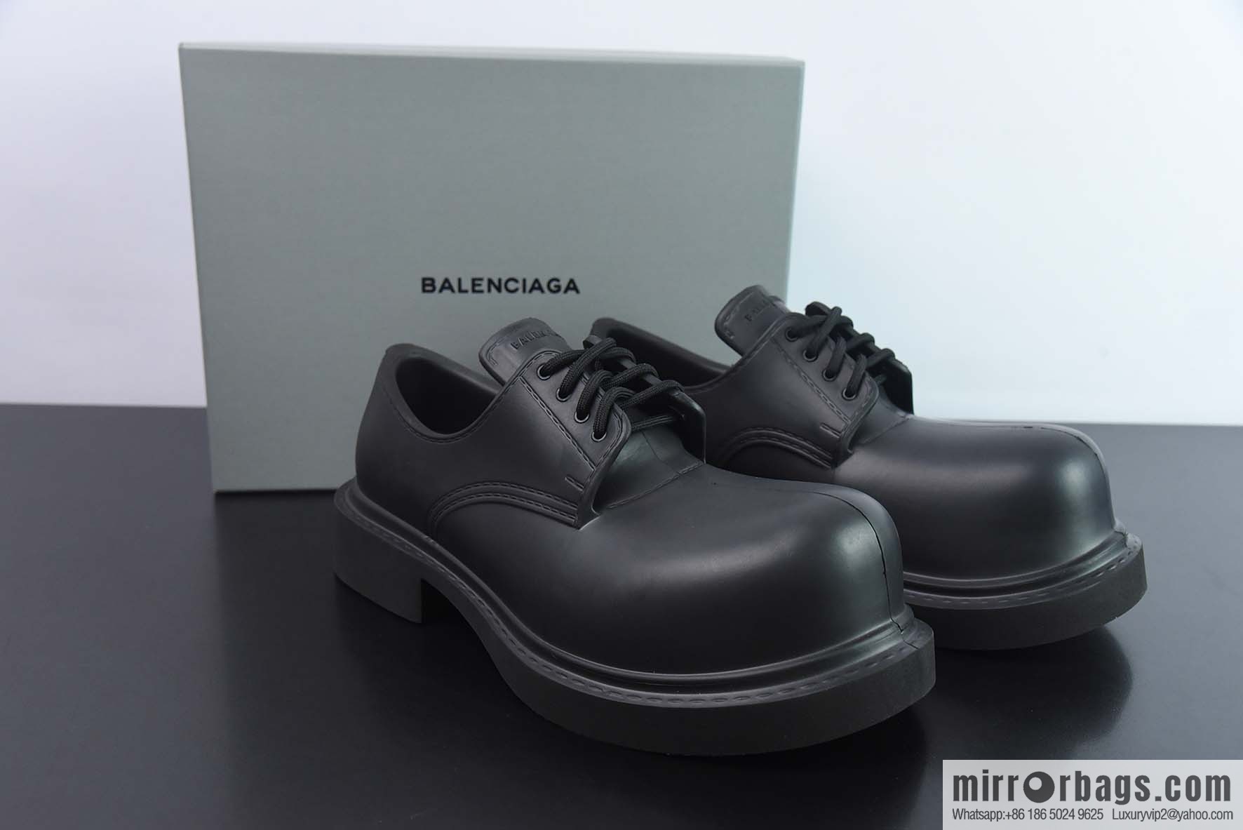 BEMV55076259 Balenciaga, Mickey Derby, big head balenciaga Mickey Derby big head shoes