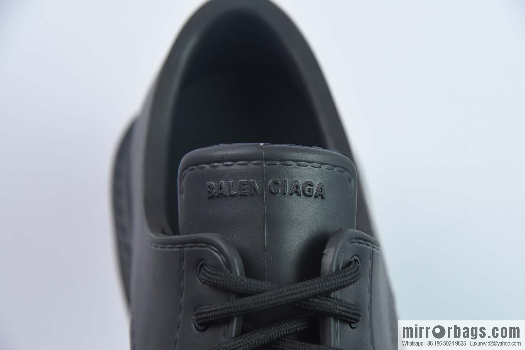 BEMV55076259 Balenciaga, Mickey Derby, big head balenciaga Mickey Derby big head shoes