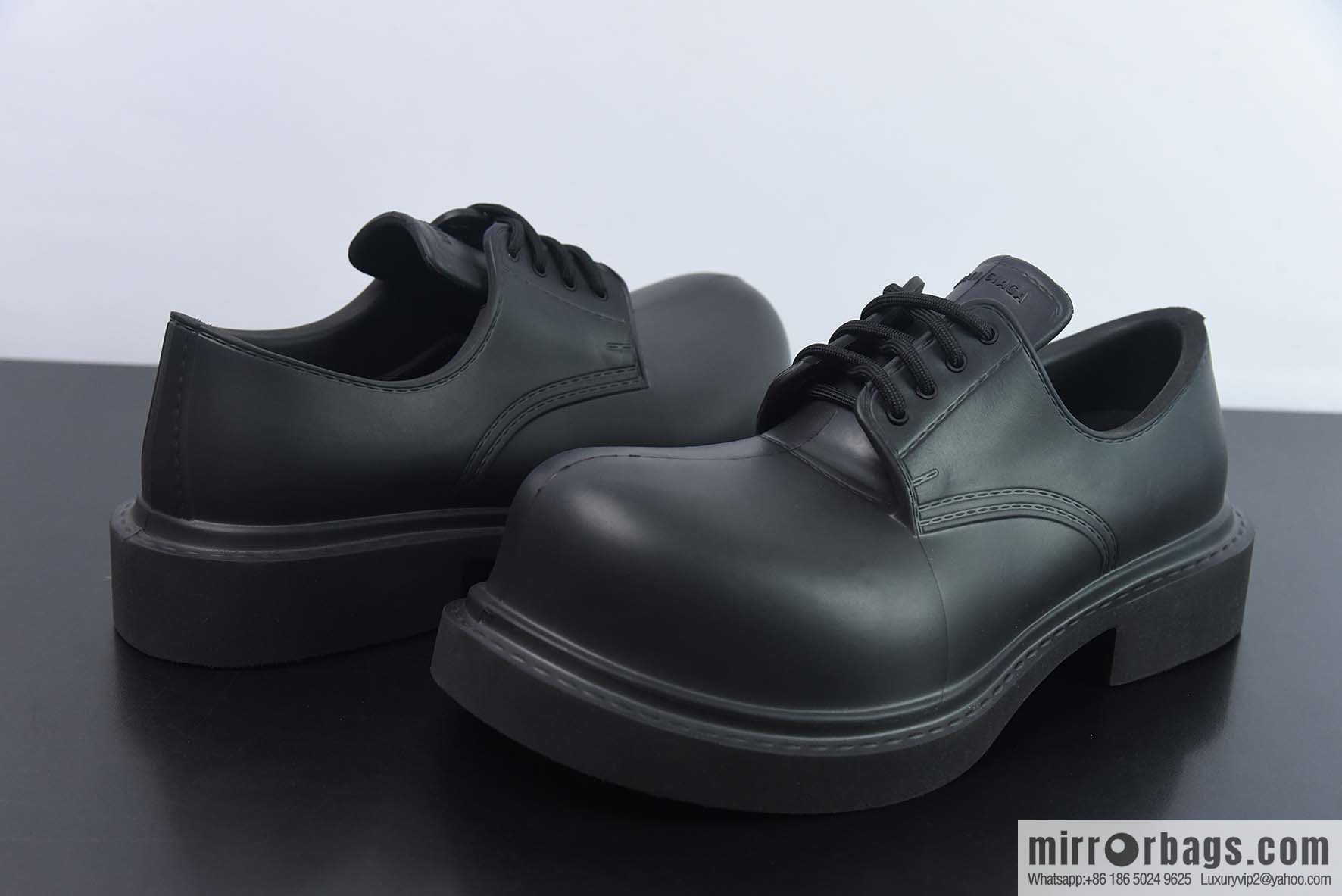 BEMV55076259 Balenciaga, Mickey Derby, big head balenciaga Mickey Derby big head shoes