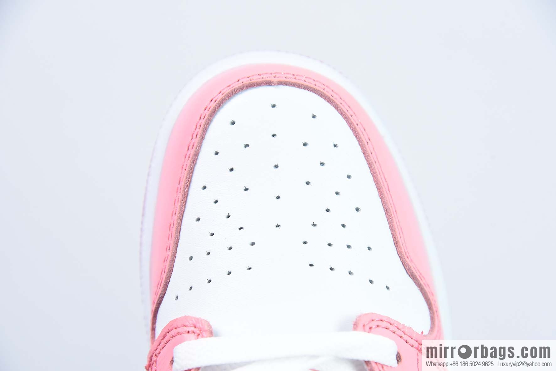 Air Jordan 1 Mid GS AJ1 women's, pink and white, medium help casual basketball shoes, item number: DQ8423-616