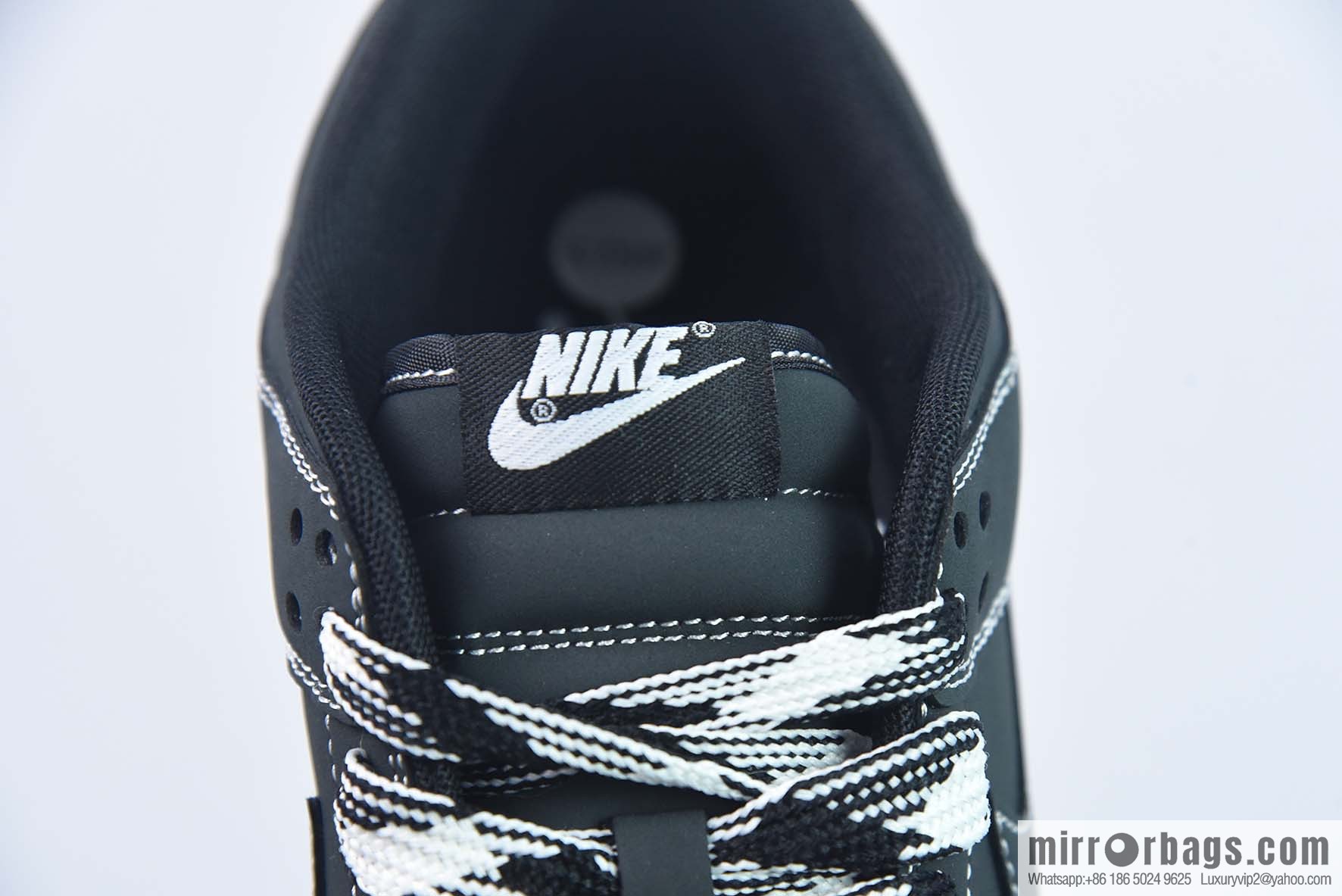 Nike SB Dunk Low Darth Vader Unisex sneakers item number: DF0517-221
