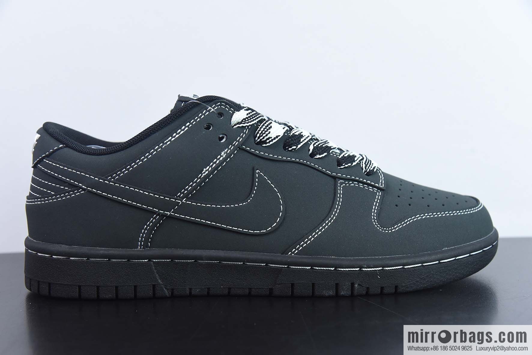 Nike SB Dunk Low Darth Vader Unisex sneakers item number: DF0517-221