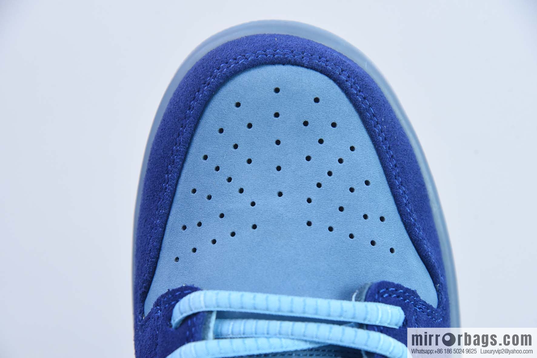 Nike SB Dunk Low Smurf, item number: DO9404-400