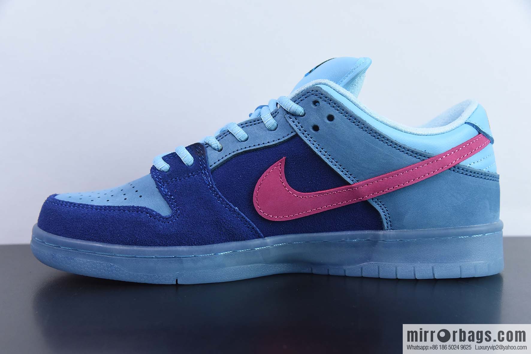 Nike SB Dunk Low Smurf, item number: DO9404-400