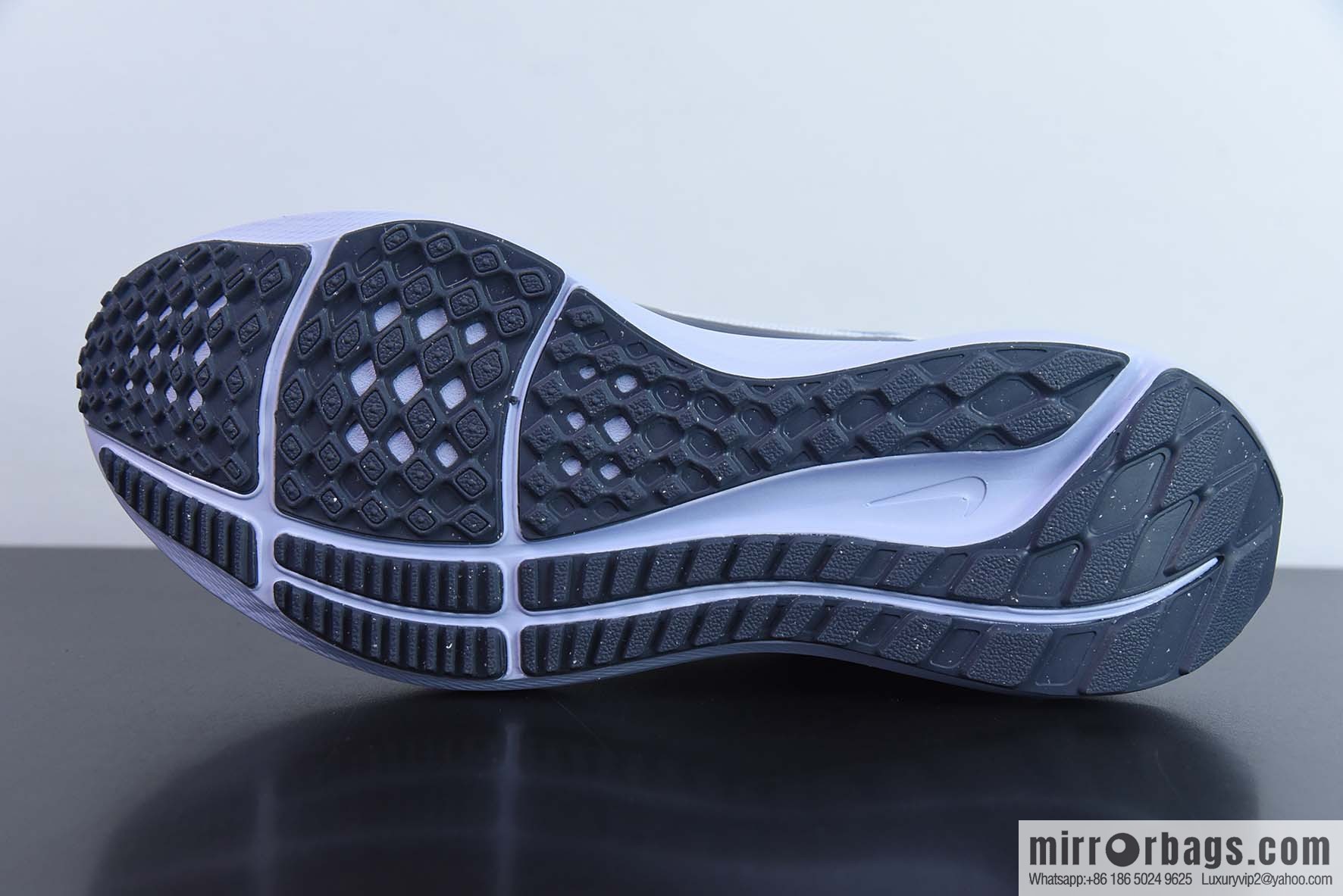 NK Air Zoom Pegasus 40 breathable cushioning running shoes, item number: DV3853-500