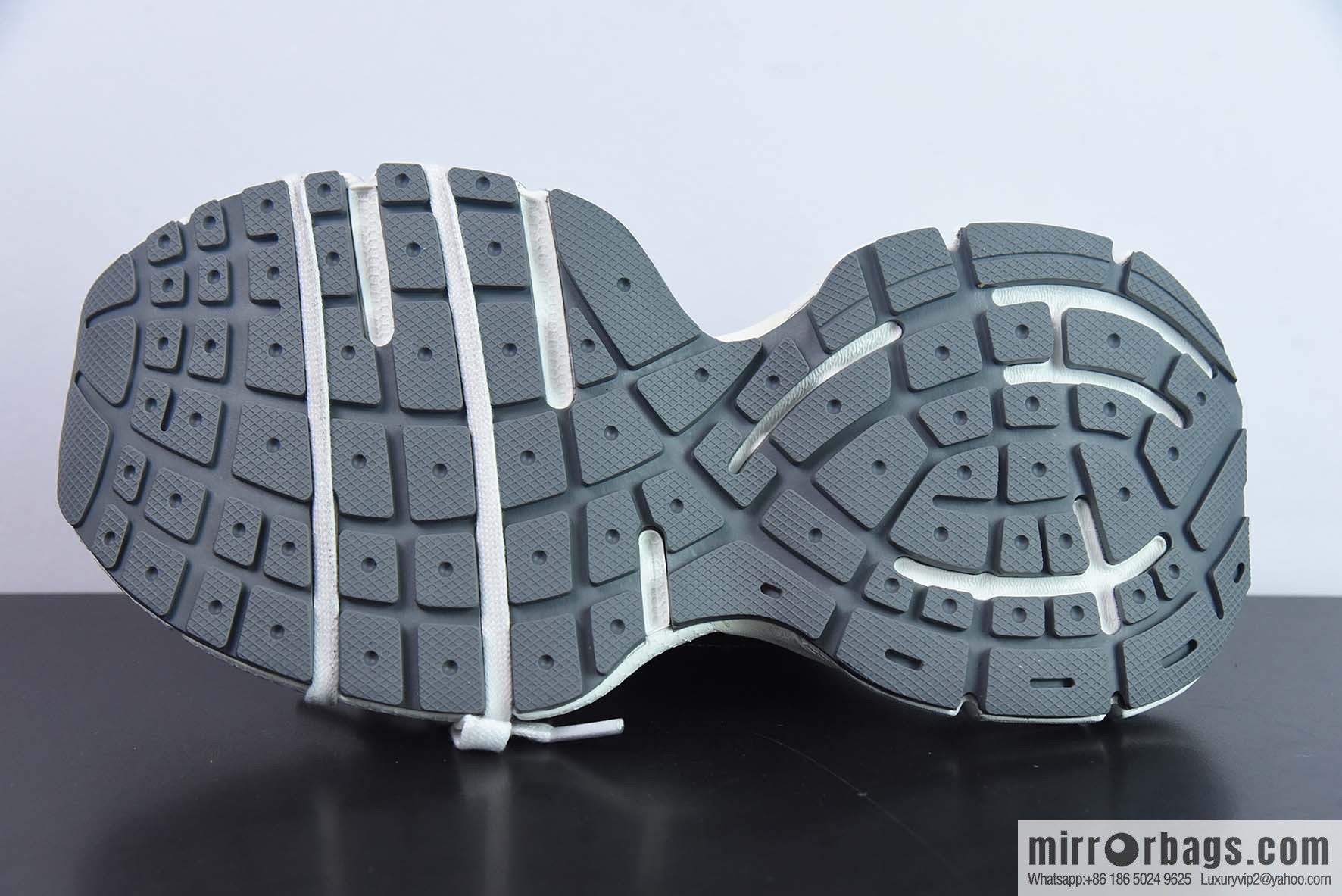 Balenciaga/Balenciaga 23 New XXXL 3XL Show, Lace-up, Balenciaga 3XL Silver Half Slippers