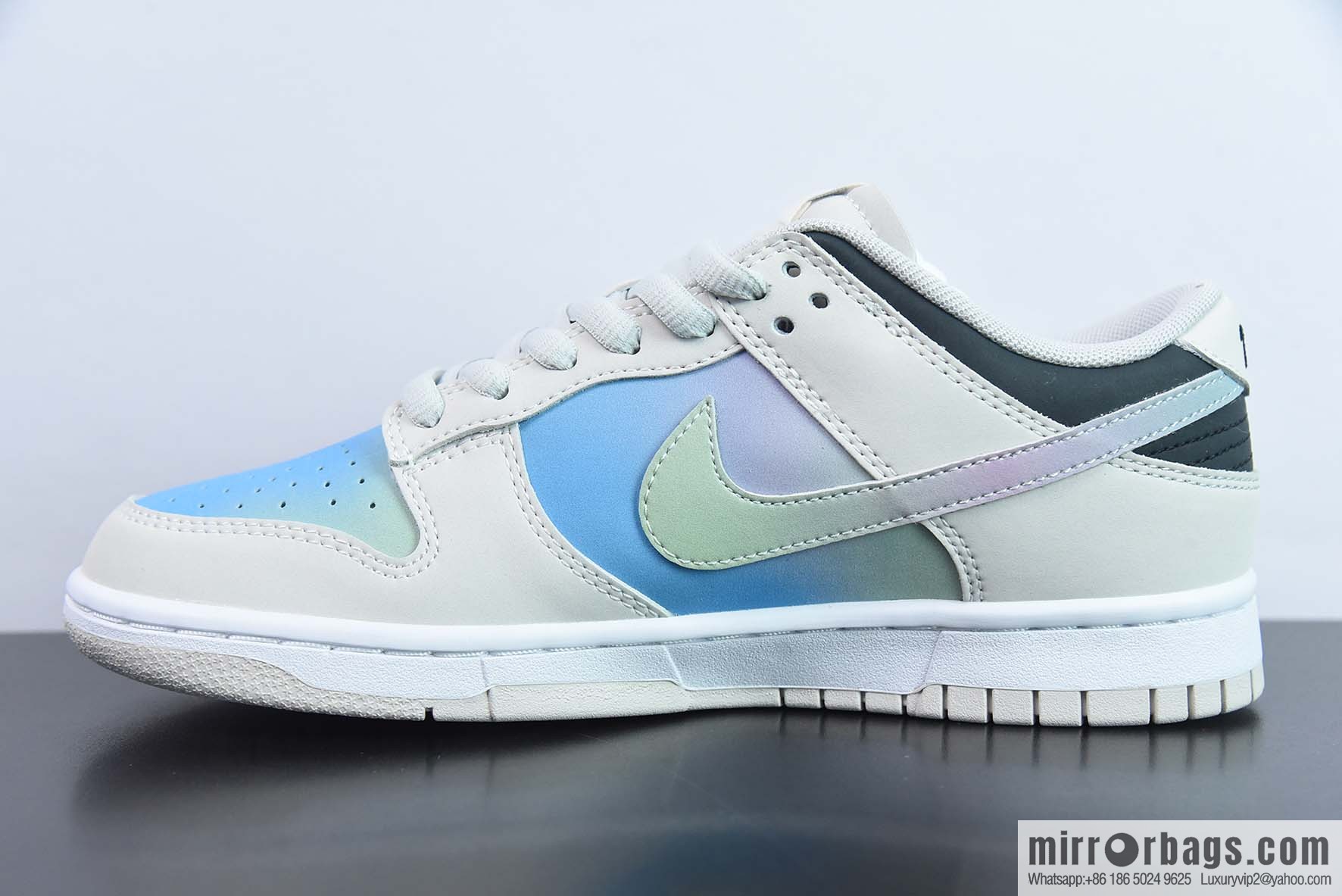 Nike SB Dunk Low Vintage DC low-top sneakers Part Number: RU2236-563