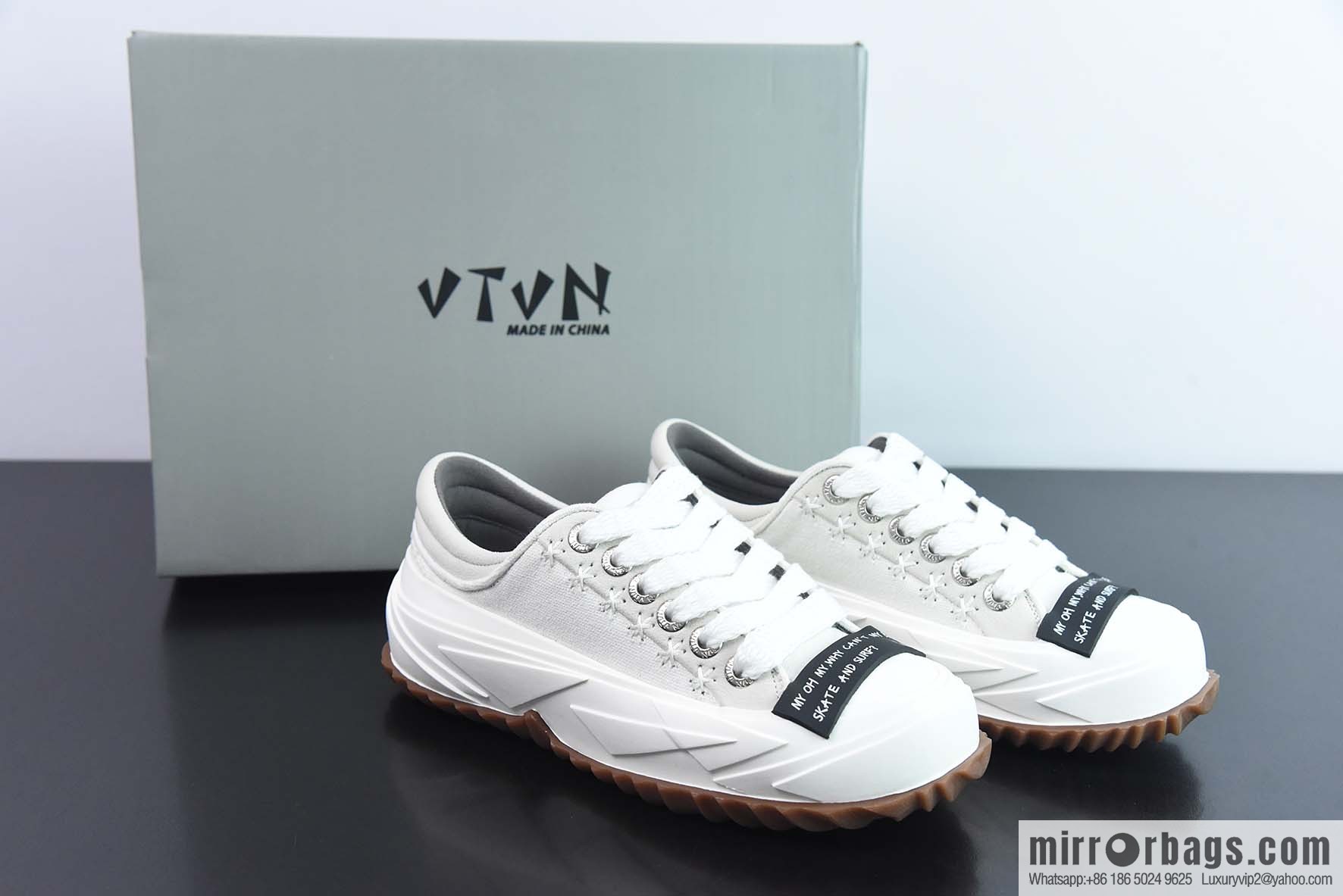 NUK50802250 VTVN 2023 spring and summer new bread shoes His & Hers casual sneakers
