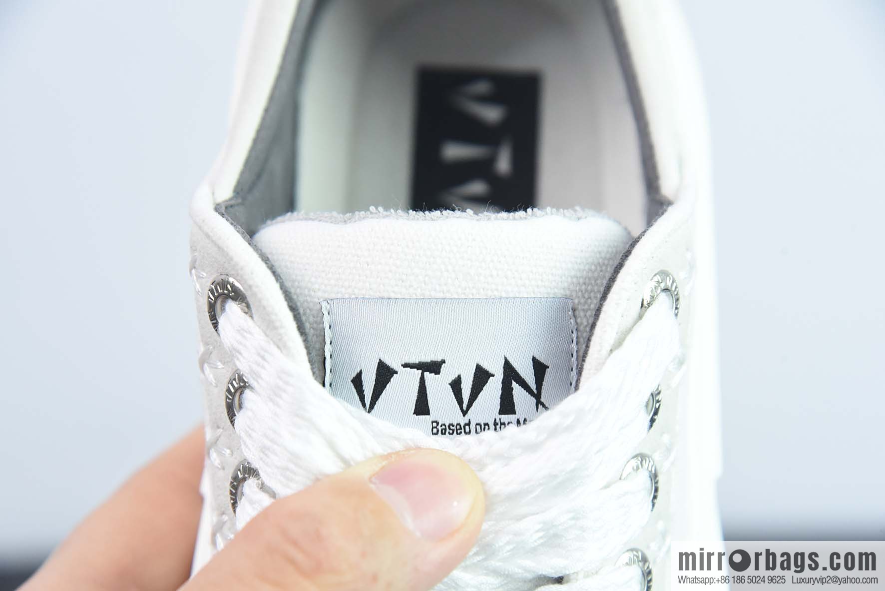 NUK50802250 VTVN 2023 spring and summer new bread shoes His & Hers casual sneakers