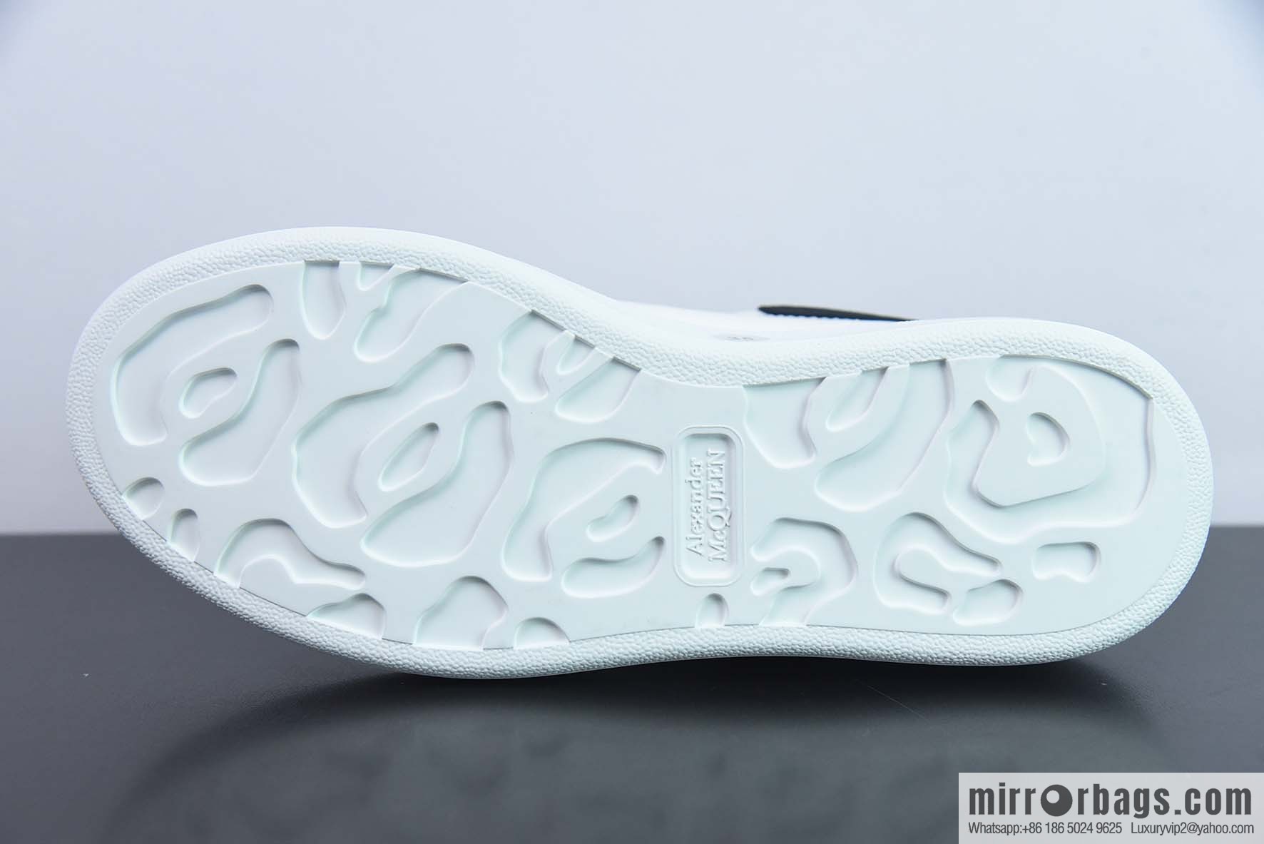 Alexander McQueen/Alexander McQueen, white shoes with thick soles