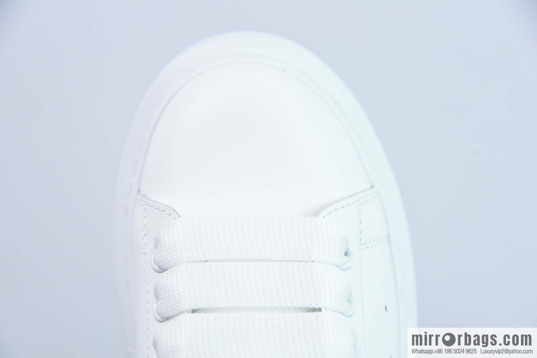 Alexander McQueen/Alexander McQueen, white shoes with thick soles