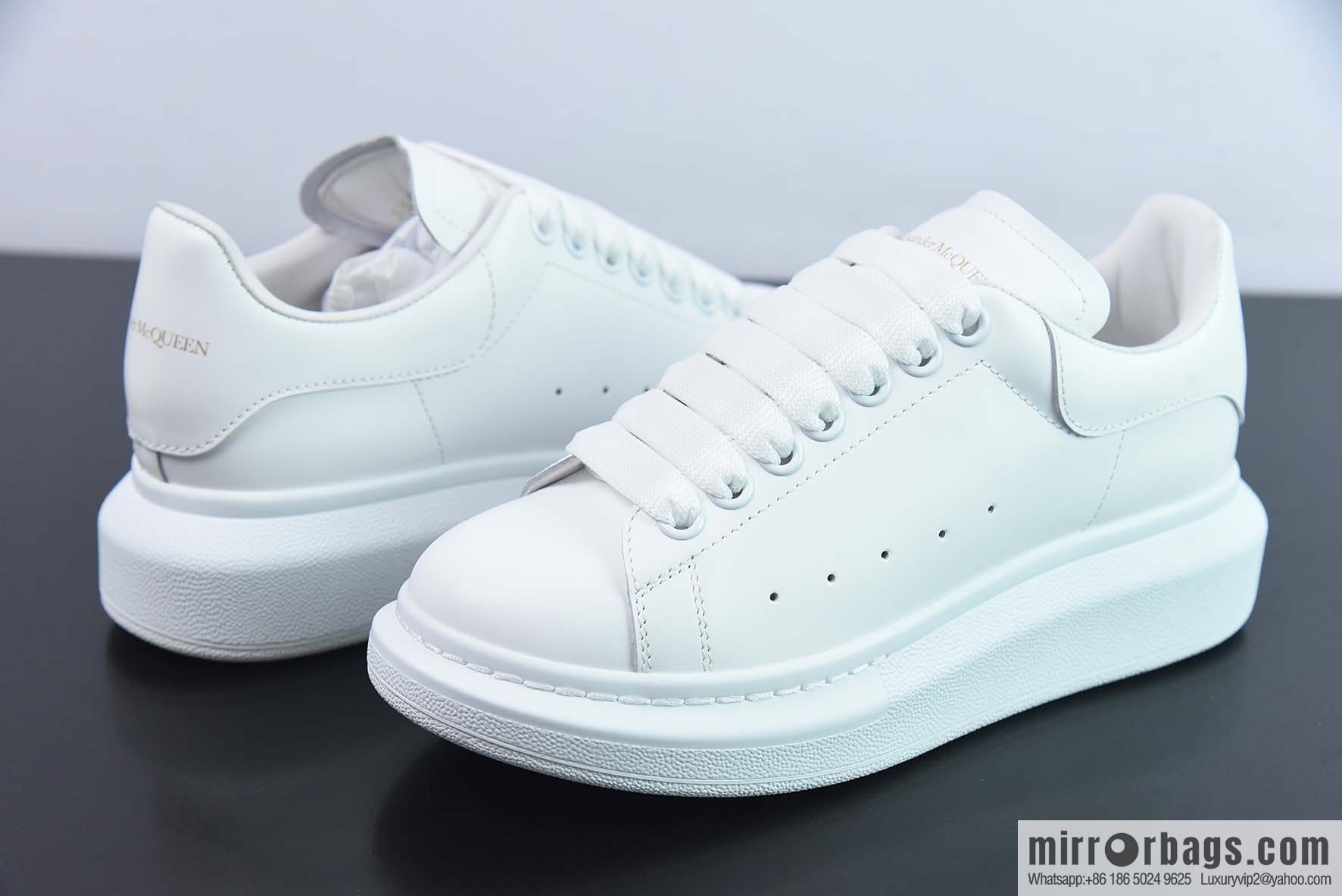 Alexander McQueen/Alexander McQueen, white shoes with thick soles