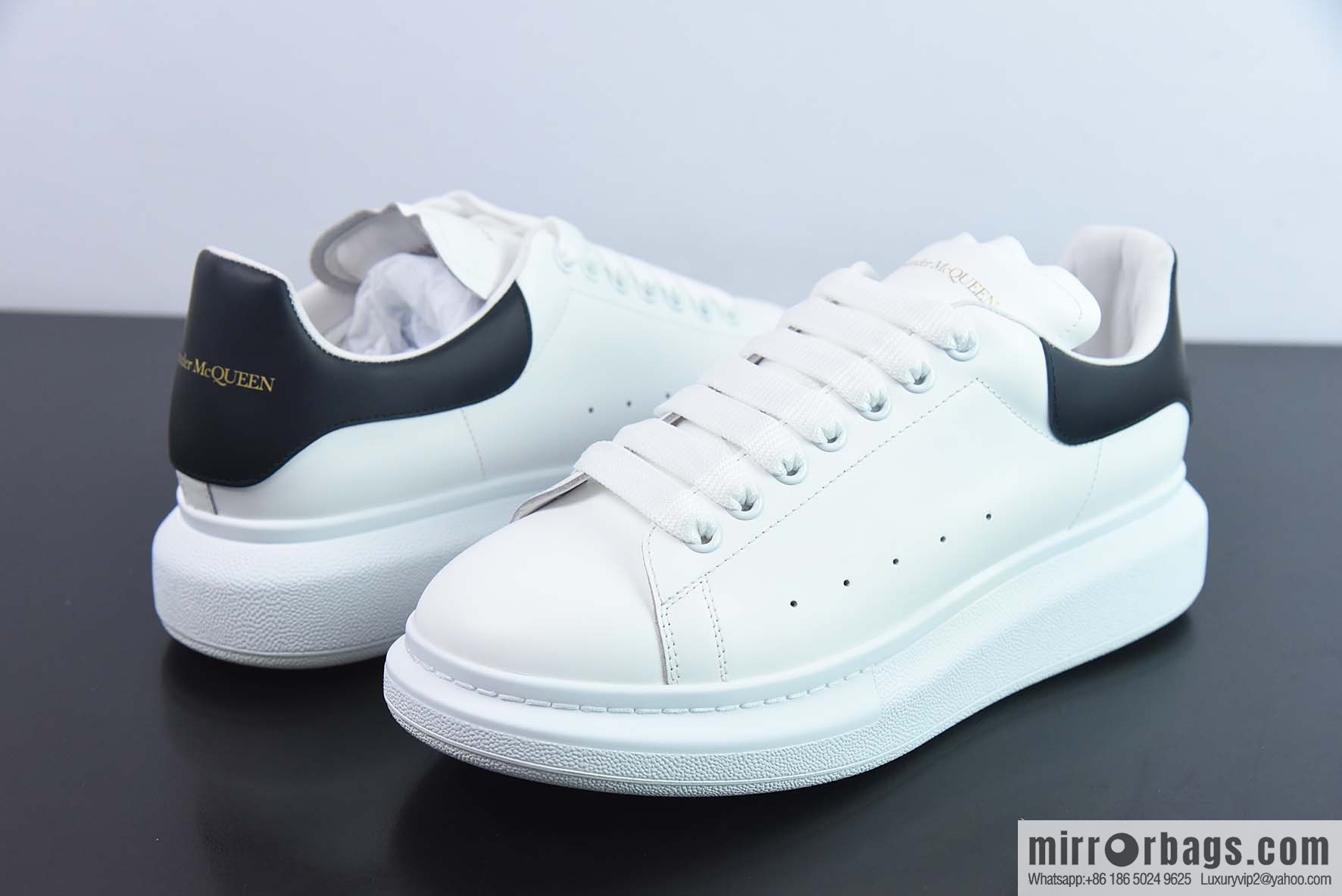 Alexander McQueen/Alexander McQueen, white shoes with thick soles