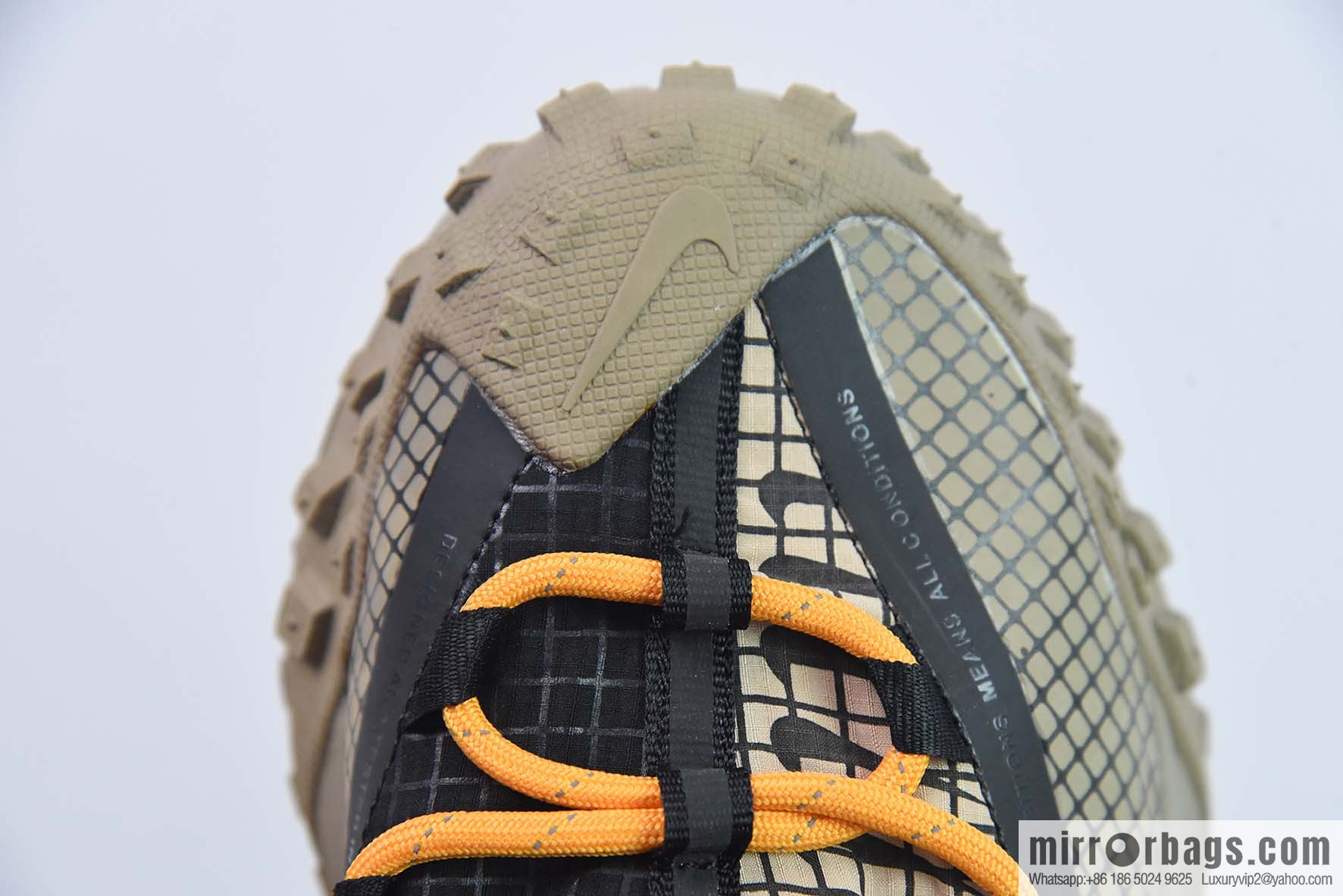 Nike ACG Mountain Flying Low GORE-TEX Outdoor Mountaineering sneakers/deserts, item number: CT2904-200
