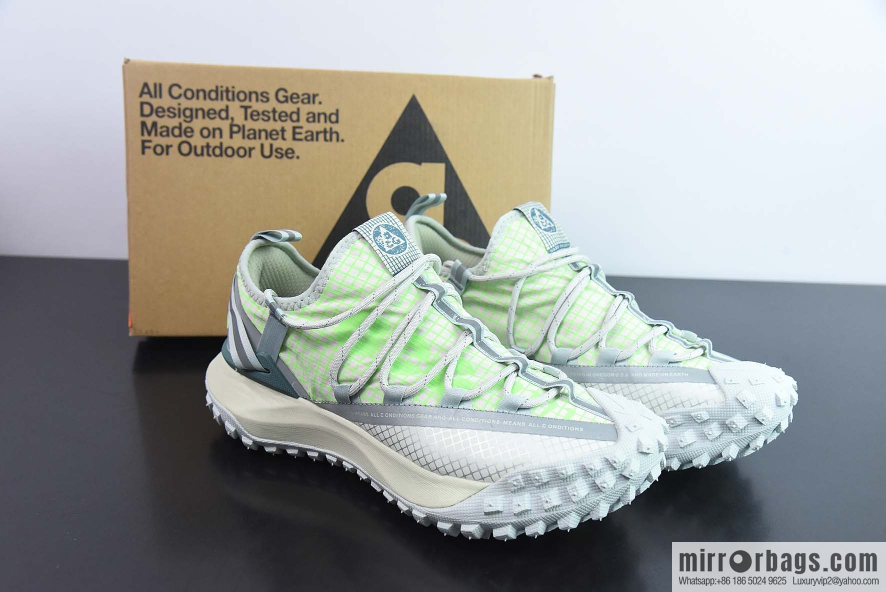 Nike ACG Mountain Flying Low GORE-TEX Outdoor hiking sneakers/neon green Part Number: DJ4030 001