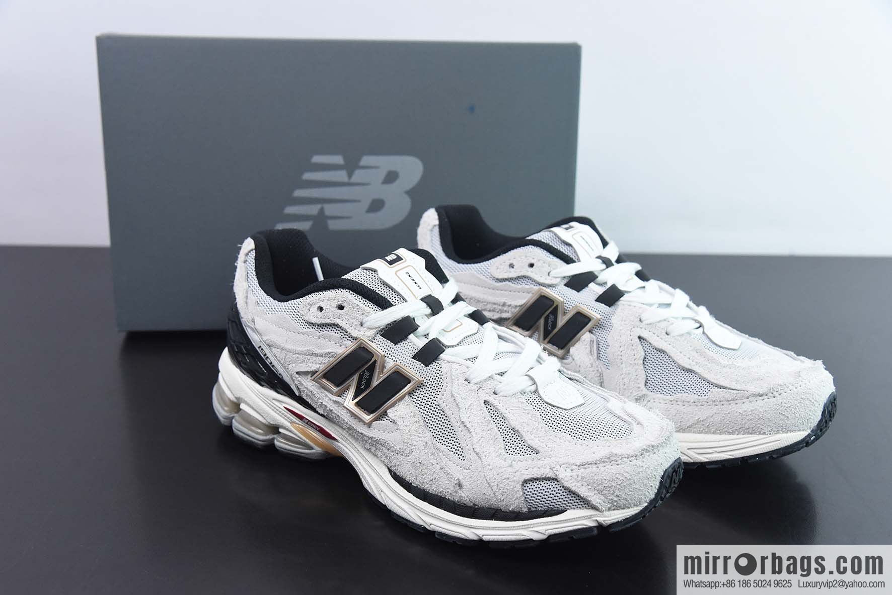 New Balance New Balance 1906 Vintage running shoes, white and black, item number: M1906DC