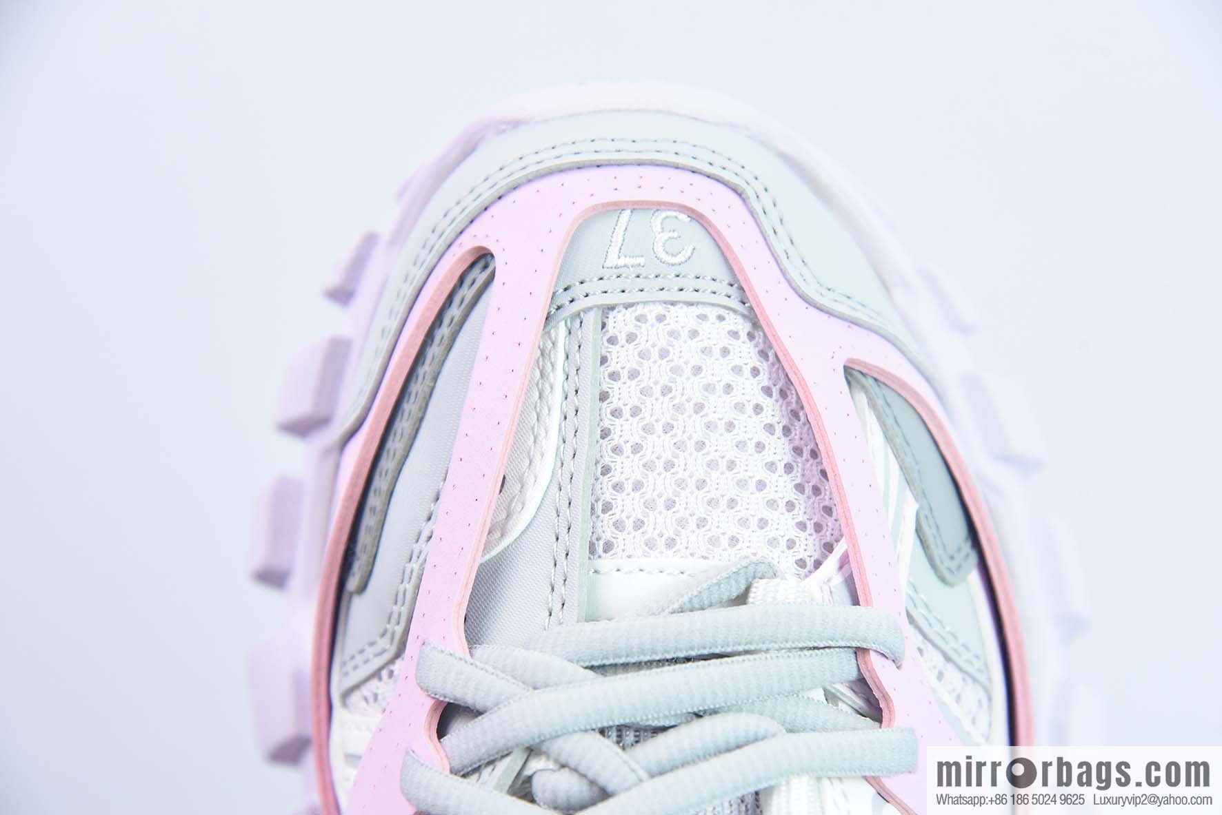 Balenciaga 3.0 third-generation outdoor concept shoes