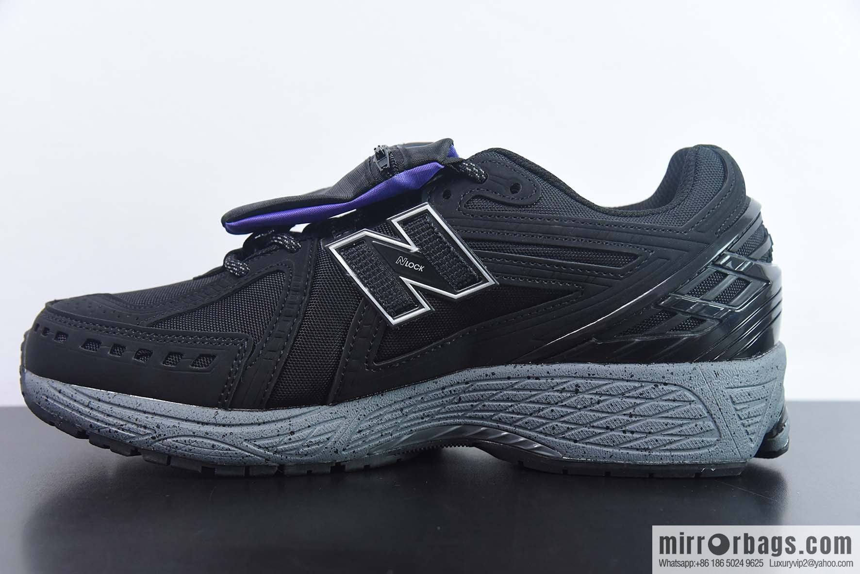 New Balance M1906ROC Vintage running shoes/Darth Vader, pocket model