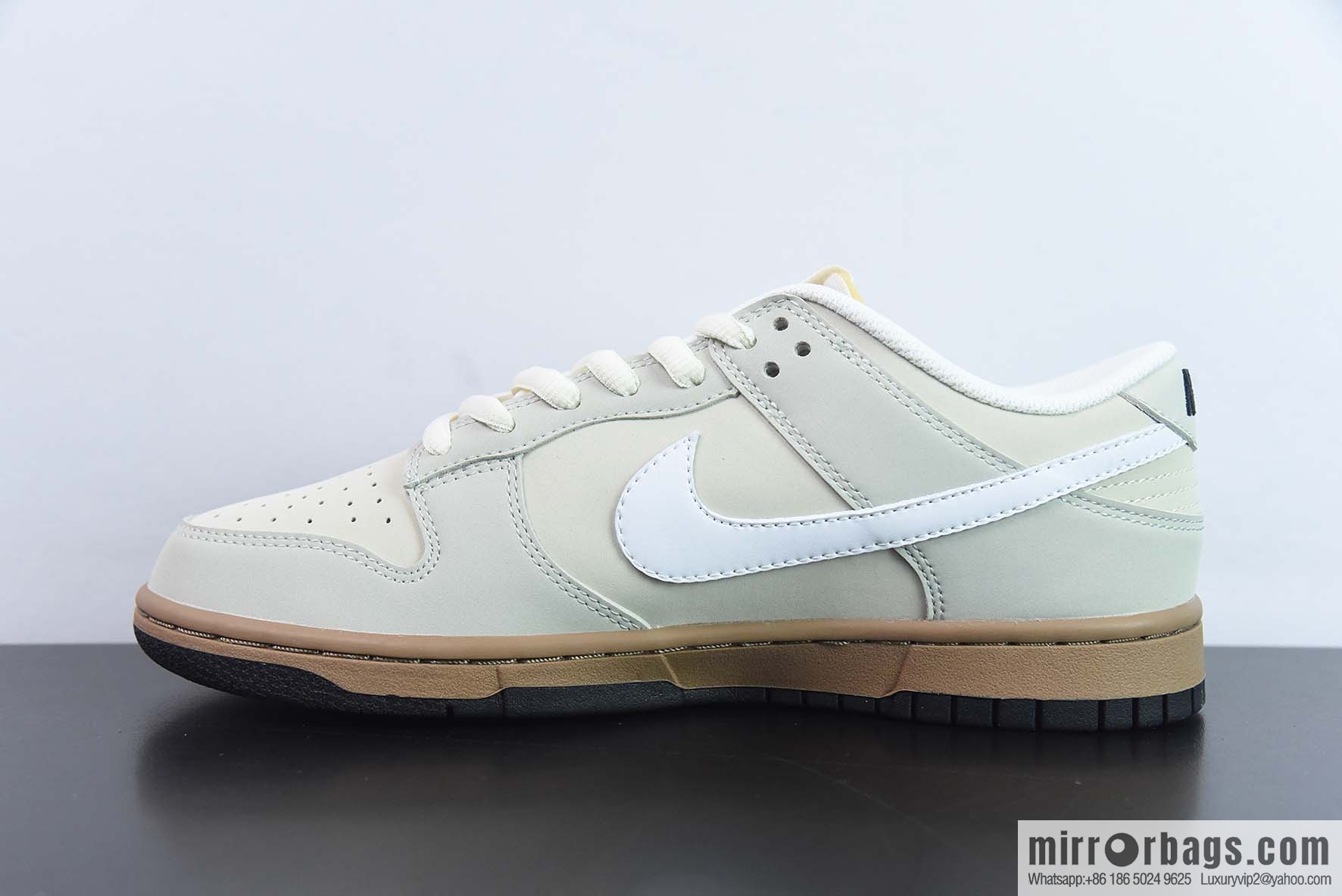 NIKE SB Dunk Low sports and leisure low-top board shoes, Oyo Keyang, suede, beige, item number: DD5896-020