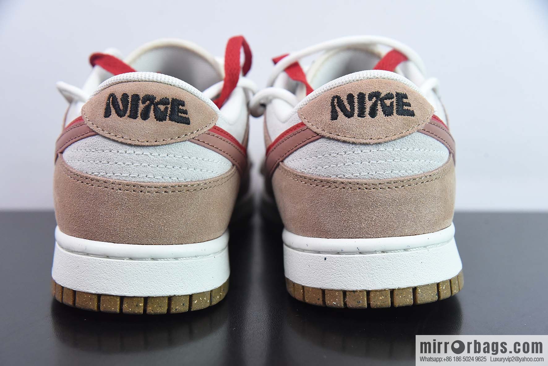 Dunk se white, brown and red SB low-top board shoes, straps, item number: D09457-130
