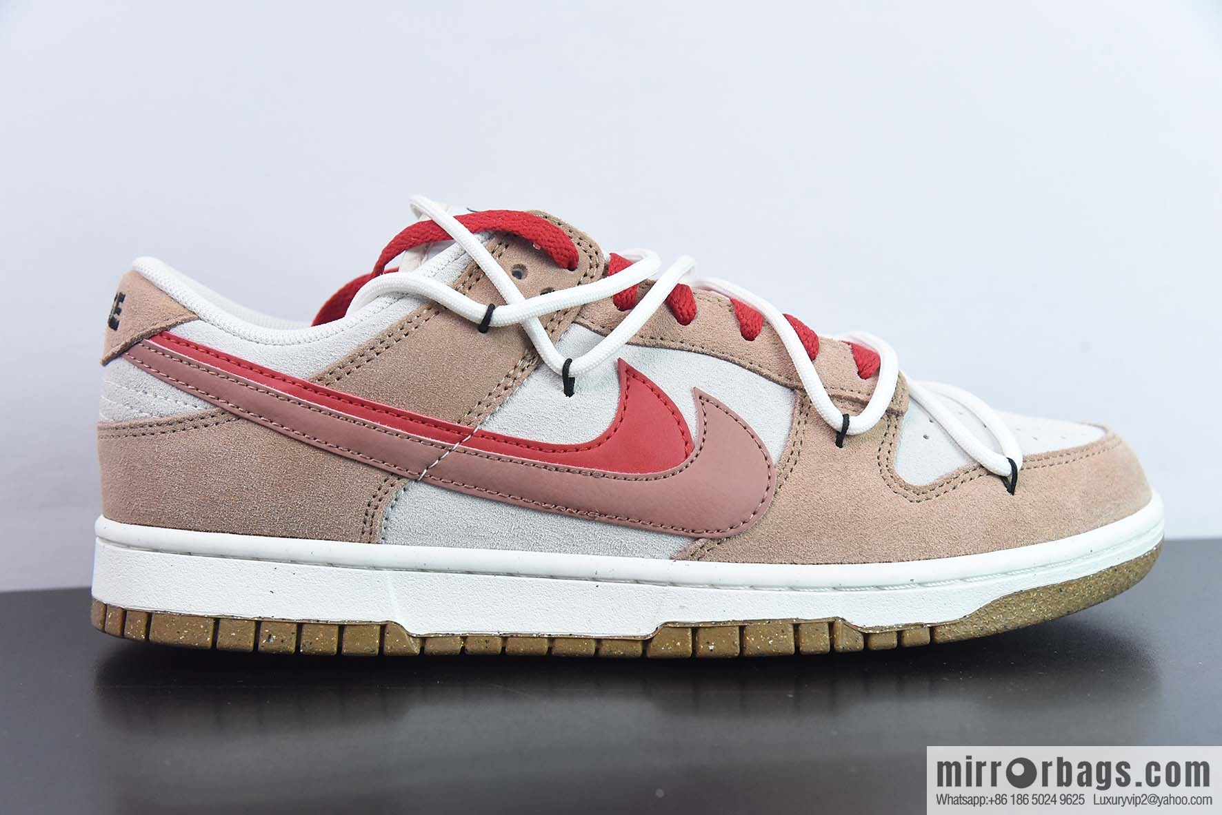 Dunk se white, brown and red SB low-top board shoes, straps, item number: D09457-130