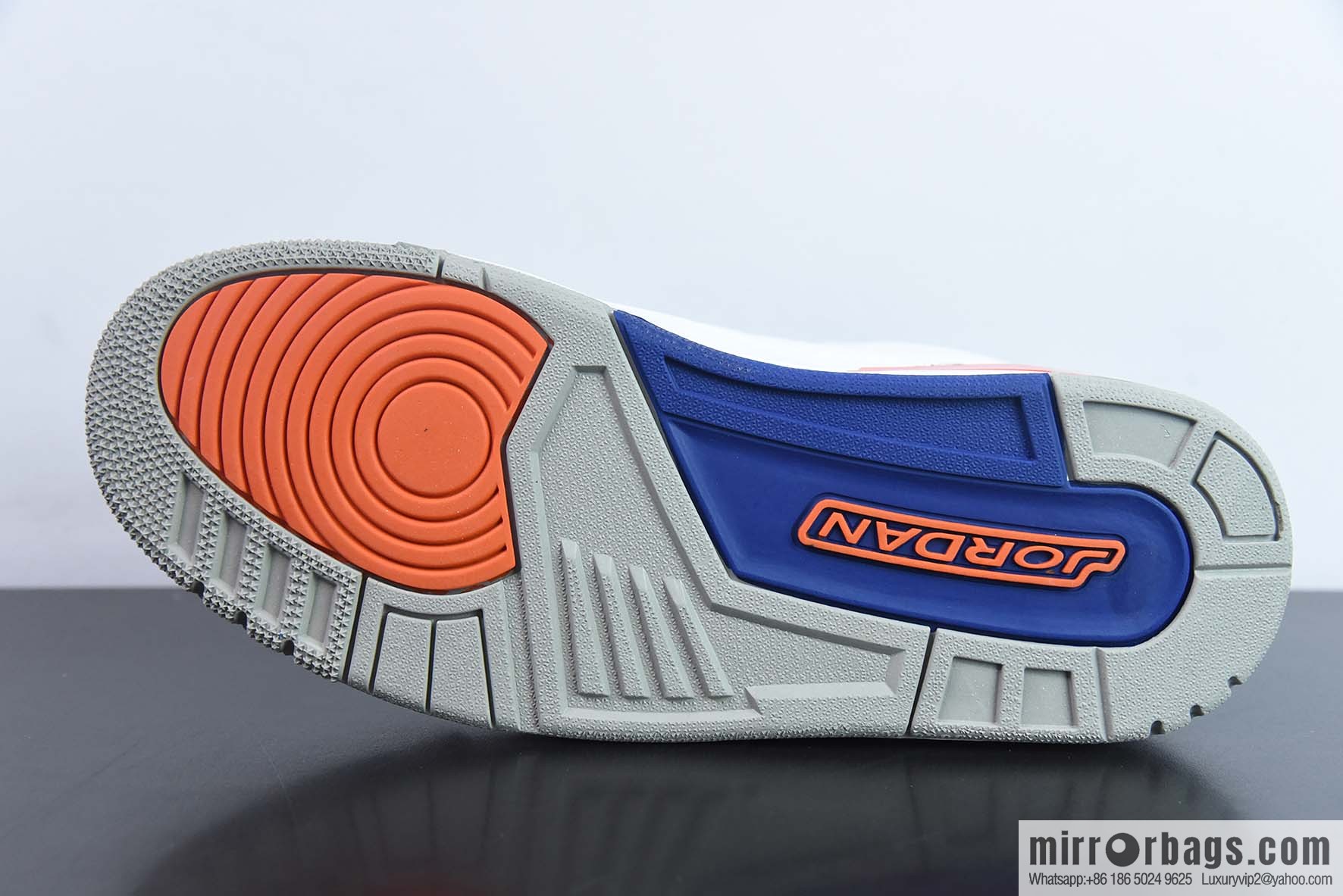 Air Jordan AJ3 Knicks men's sneakers item number: 136064-148