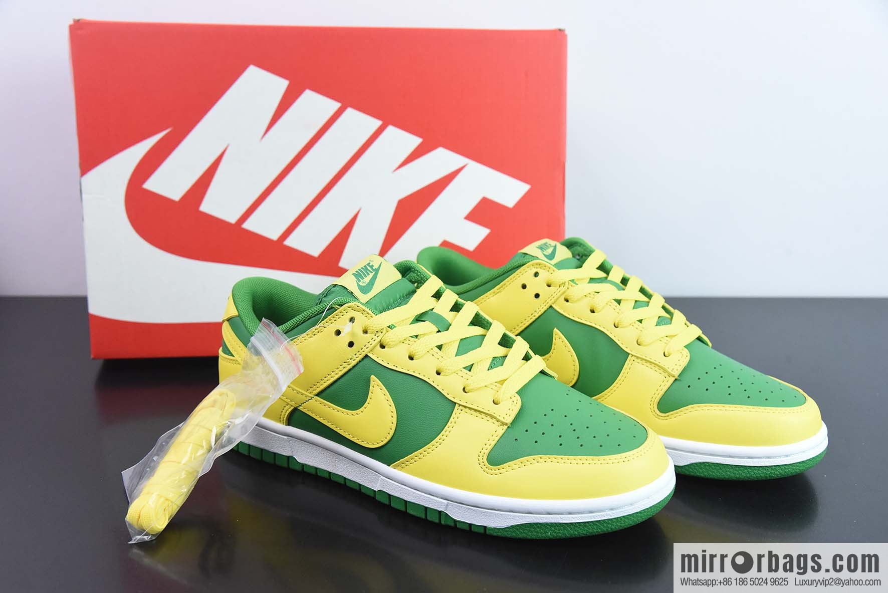 Nike Dunk Low Reverse Brazil low-top sneakers item number: DV0833-300