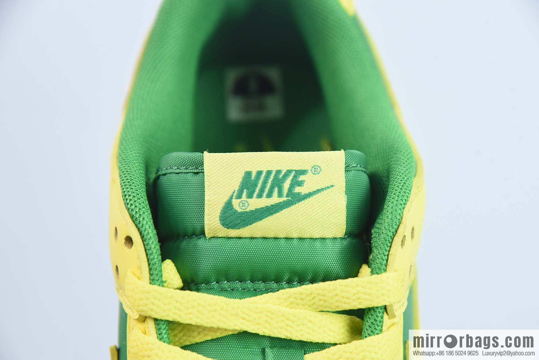 Nike Dunk Low Reverse Brazil low-top sneakers item number: DV0833-300