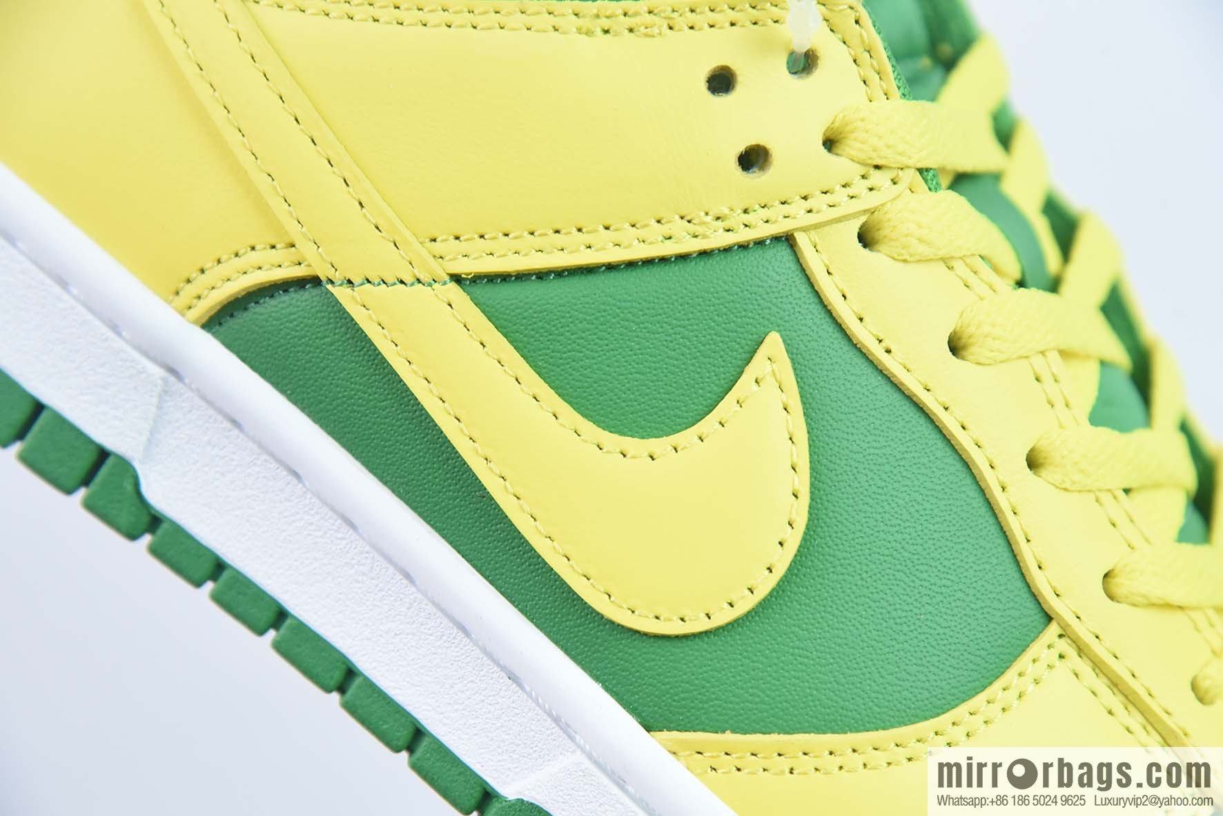 Nike Dunk Low Reverse Brazil low-top sneakers item number: DV0833-300