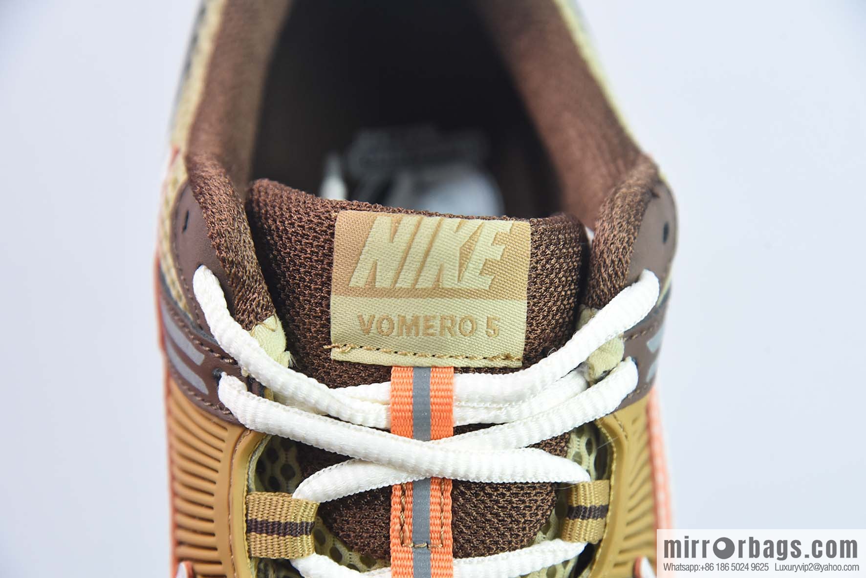 NK Zoom Vomero 5 Classic Vintage sneakers Part Number: FB9149 700