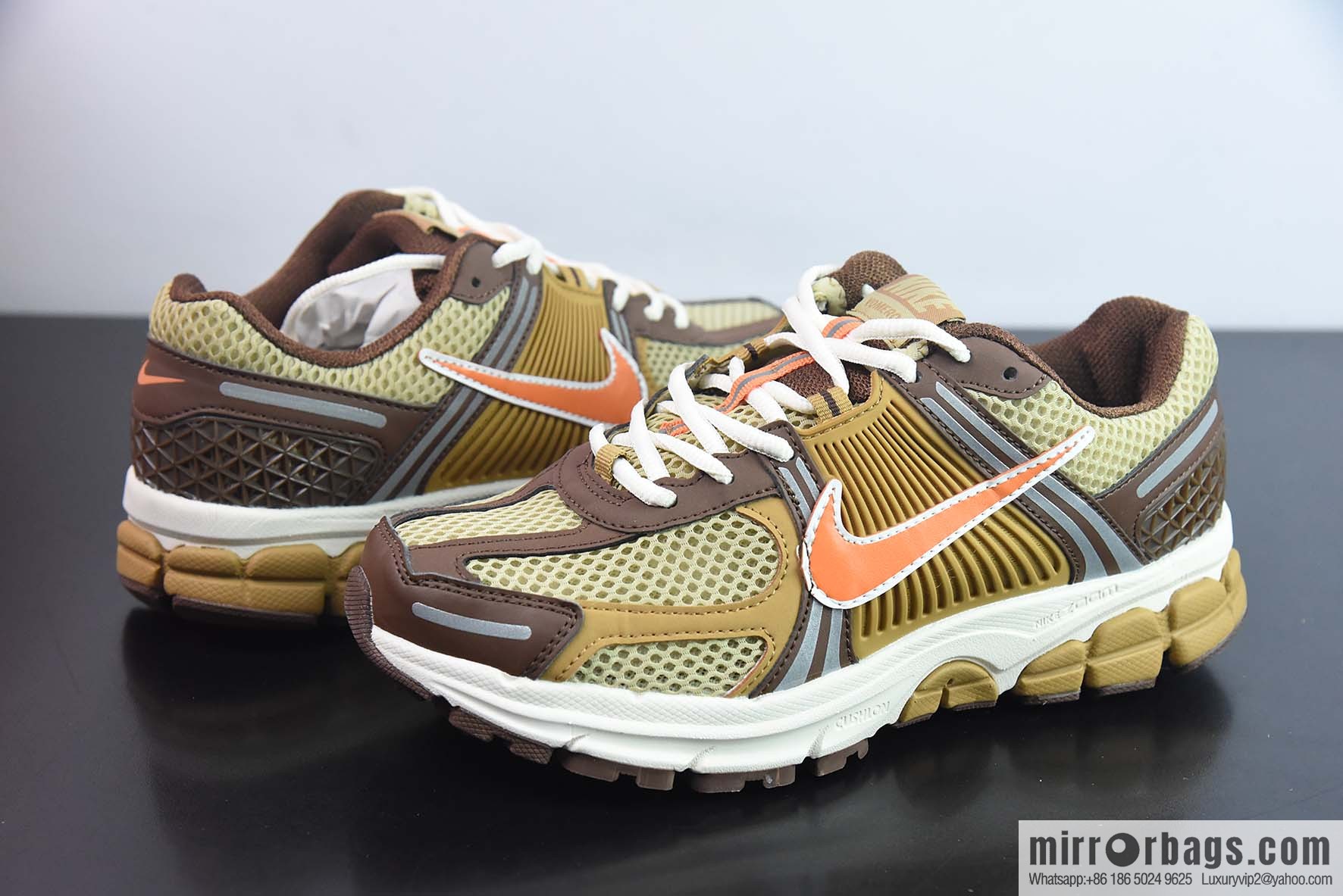 NK Zoom Vomero 5 Classic Vintage sneakers Part Number: FB9149 700