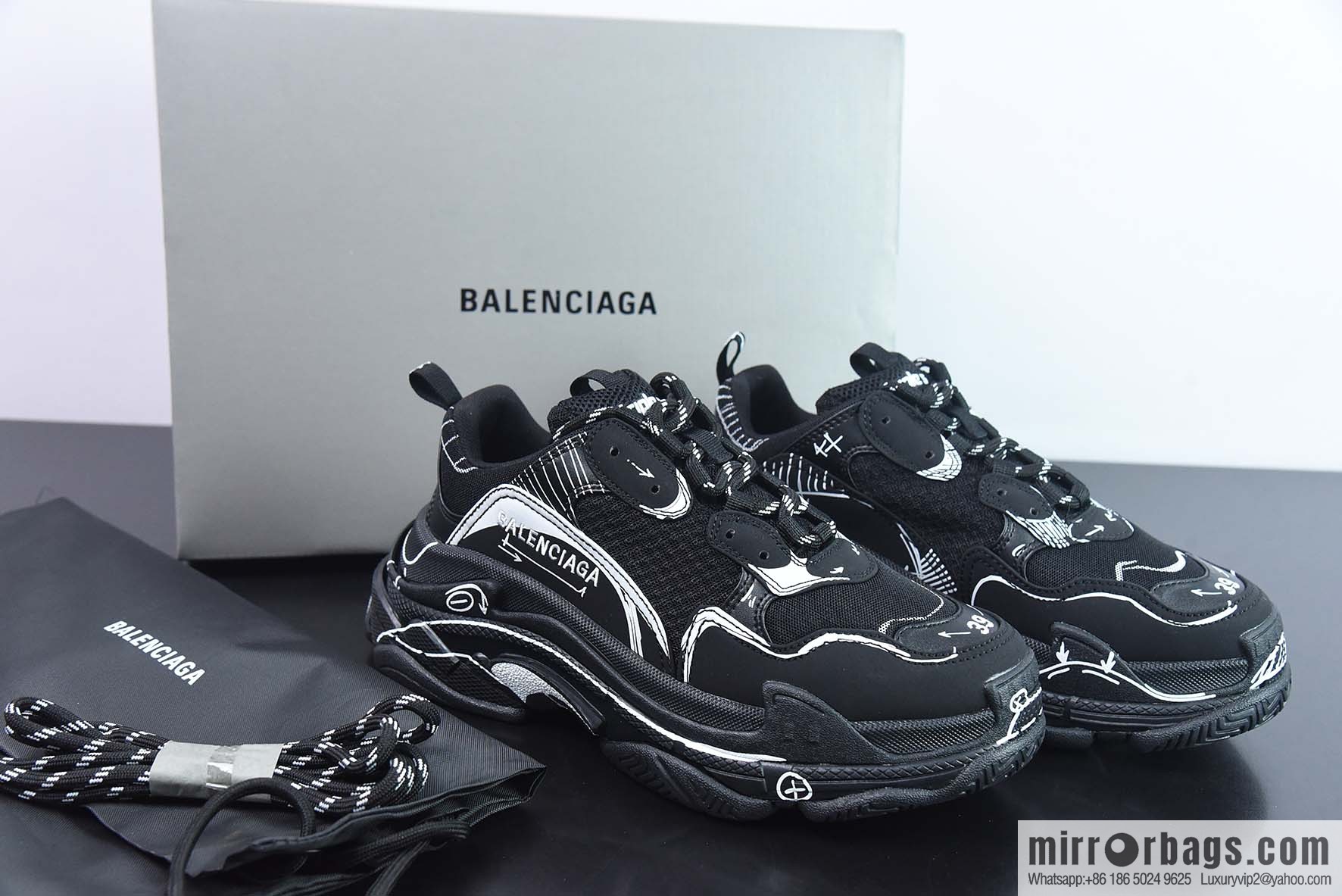 Balenciaga Triple S Sneaker Vintage Shoes