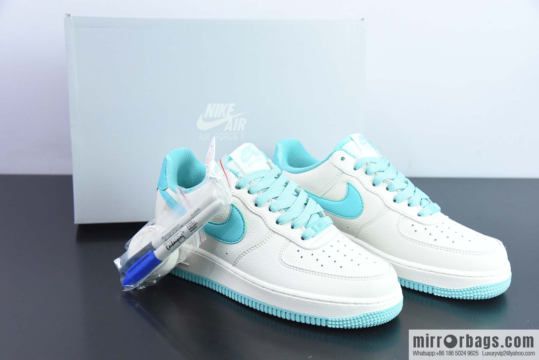 Air Force 1 '07 Low Air Force One Tiffany & Co. White and blue sneakers Item number: TP0096 255