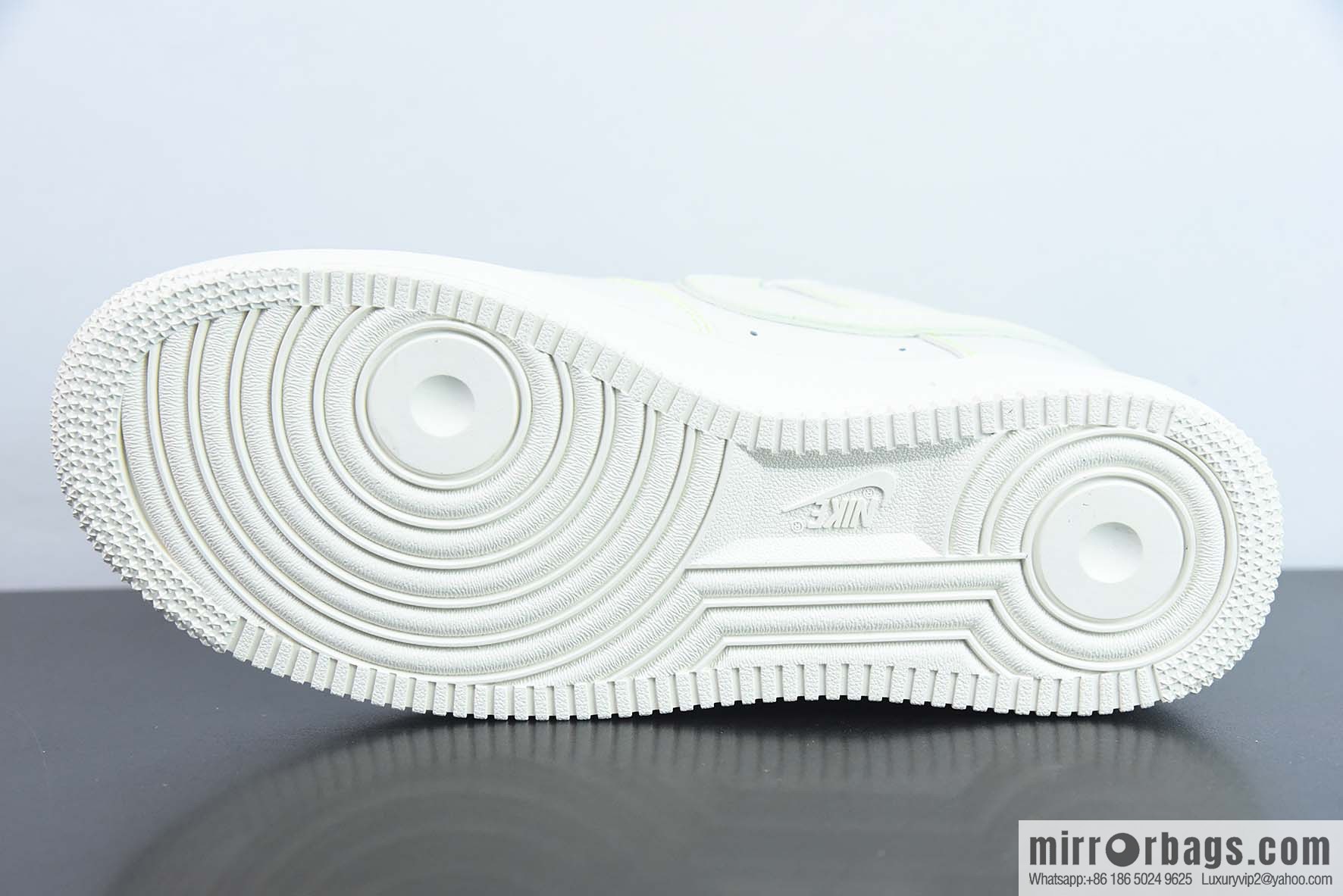 Nk Air Force 1 '07 Low Bugs Bunny White Green Gypsy, Air Force No. 1 Low Top Casual Board Shoes, Item Number: 315122-909