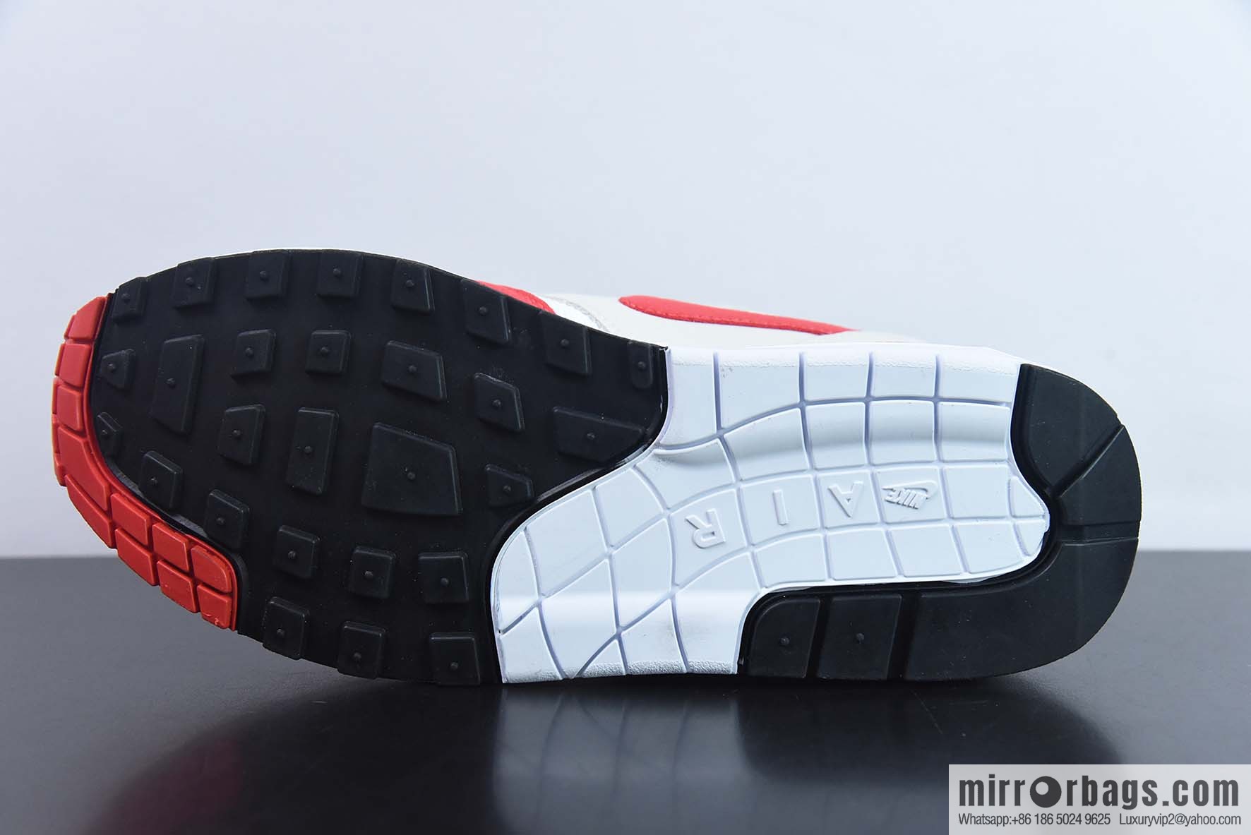 Nike Air Max 1 2022 replica Vintage casual running shoes, white and red, item number: DQ3989 100