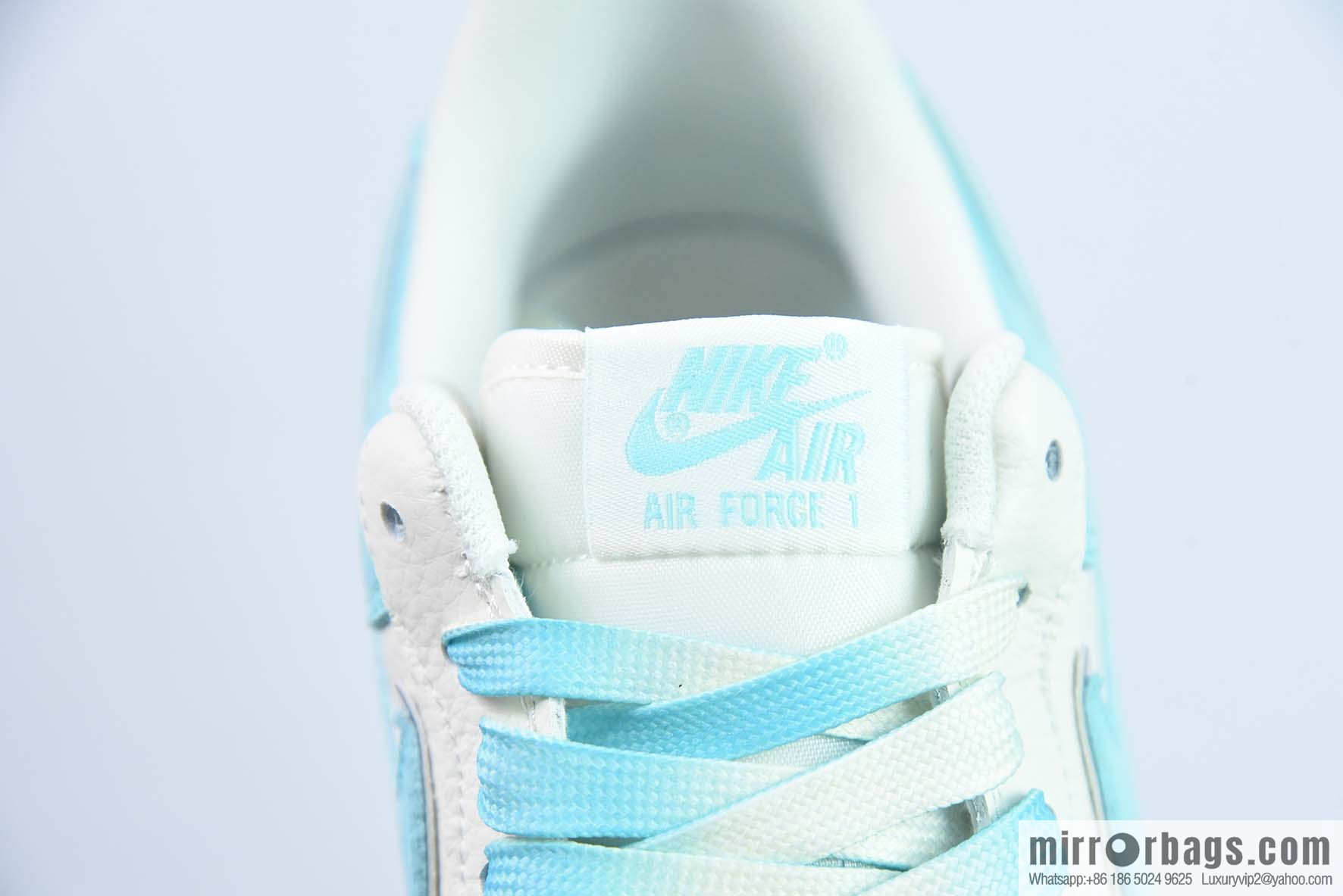 NK Air Force 1 Air Force One low-top casual board shoes white and blue, color matching mini hook, item number: IO5636-555