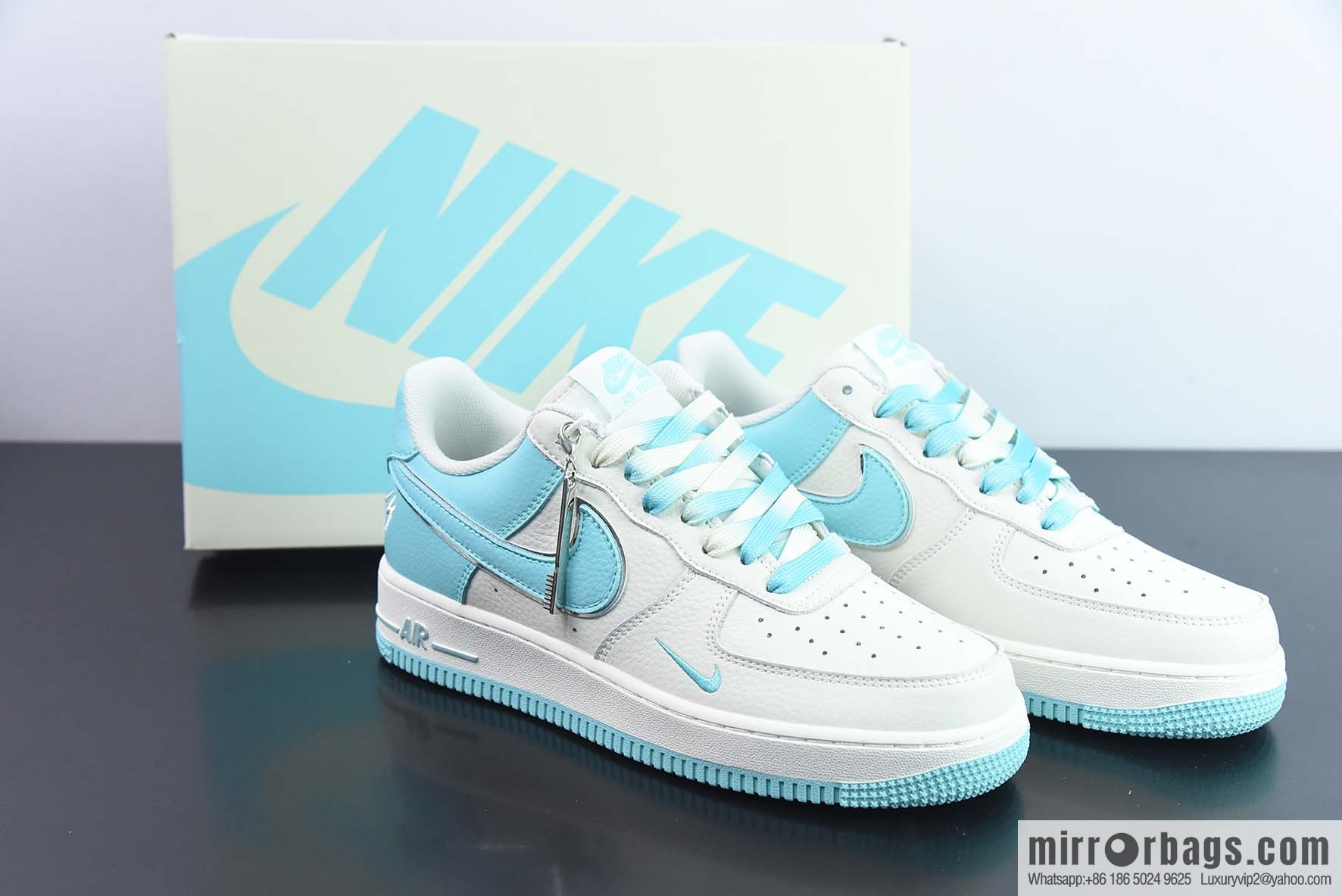 NK Air Force 1 Air Force One low-top casual board shoes white and blue, color matching mini hook, item number: IO5636-555